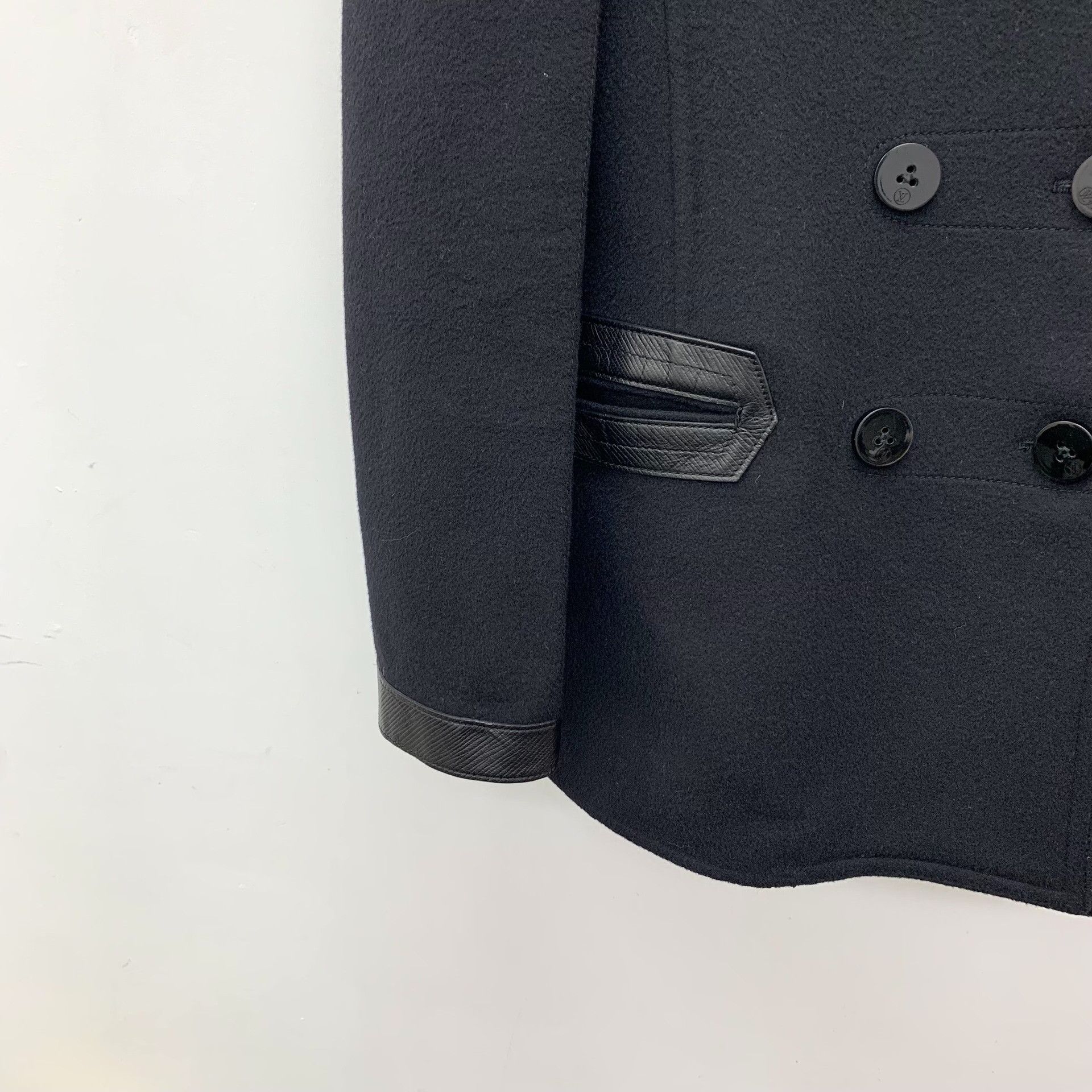 Louis Vuitton Louis Vuitton Monogram Lining Pea Coat FR 36 Size XS / US 0-2 / IT 36-38 - 5 Thumbnail