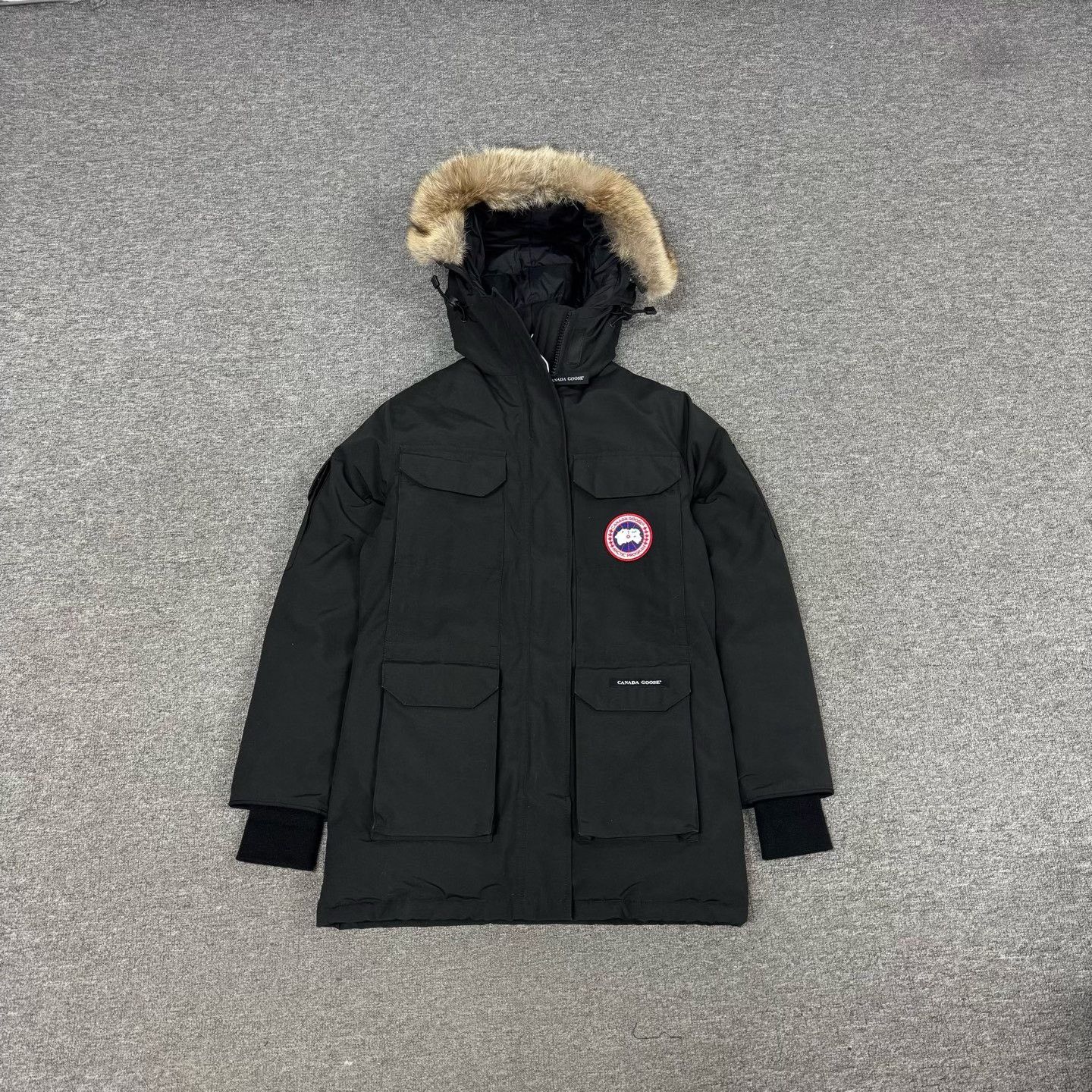 Canada Goose Canada Goose Expedition Fur Hood Parka 2XS Size US XXS / EU 40 - 2 Thumbnail