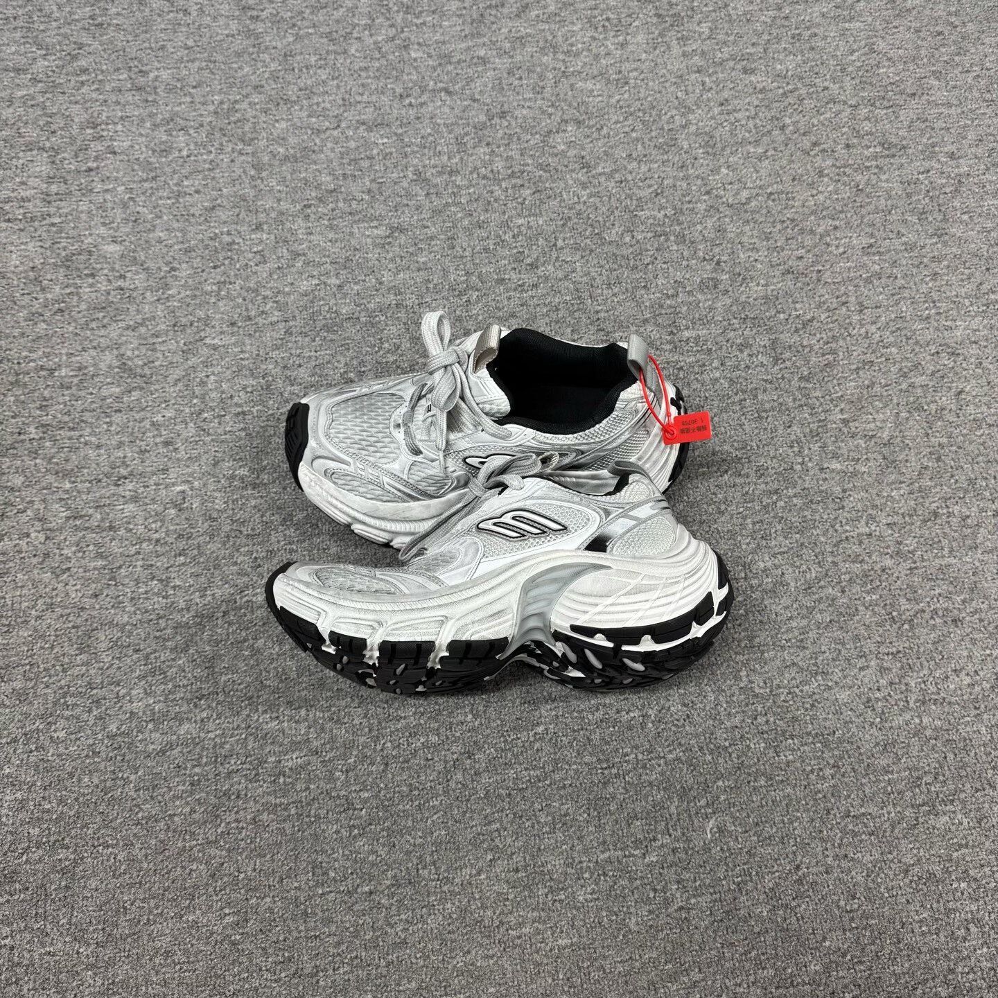 Balenciaga Balenciaga Silver 10XL Sneakers 37 Size US 5 / EU 37 - 3 Thumbnail