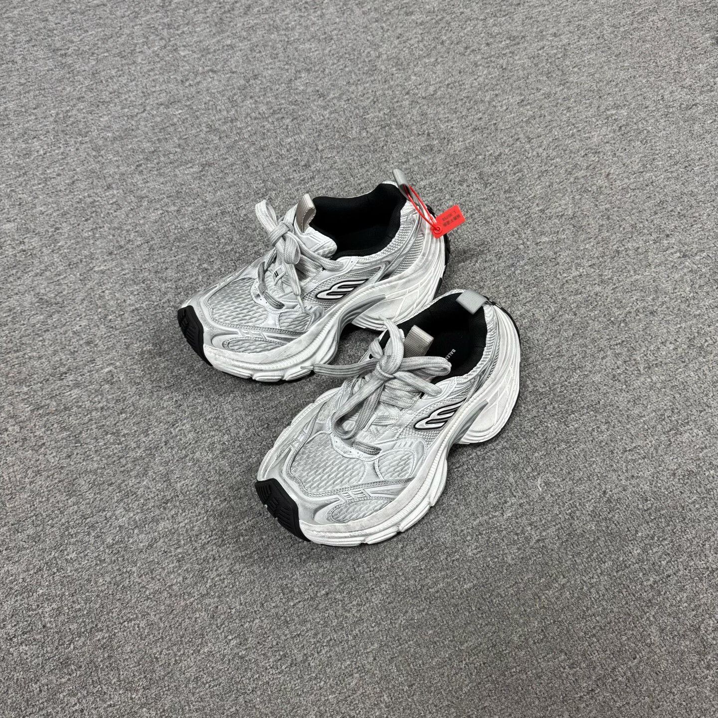 Balenciaga Balenciaga Silver 10XL Sneakers 37 Size US 5 / EU 37 - 2 Thumbnail