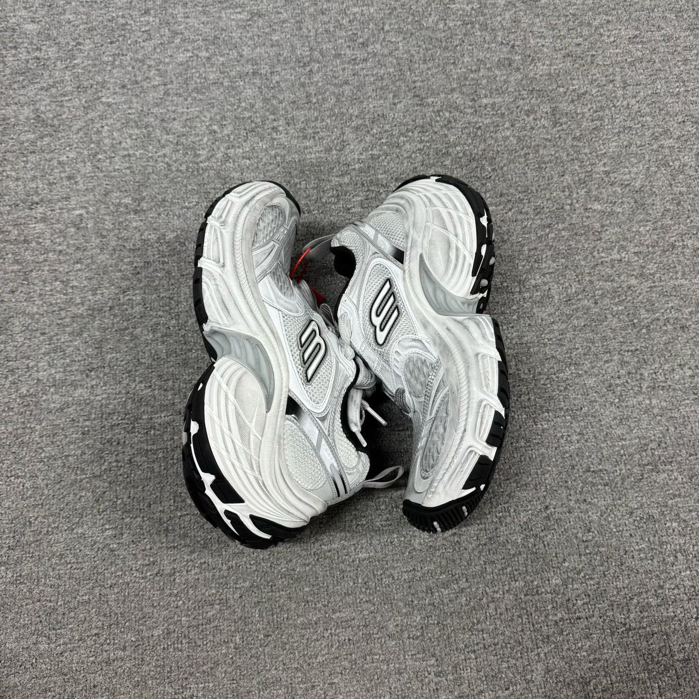 Balenciaga Balenciaga Silver 10XL Sneakers 37 Size US 5 / EU 37 - 7 Thumbnail