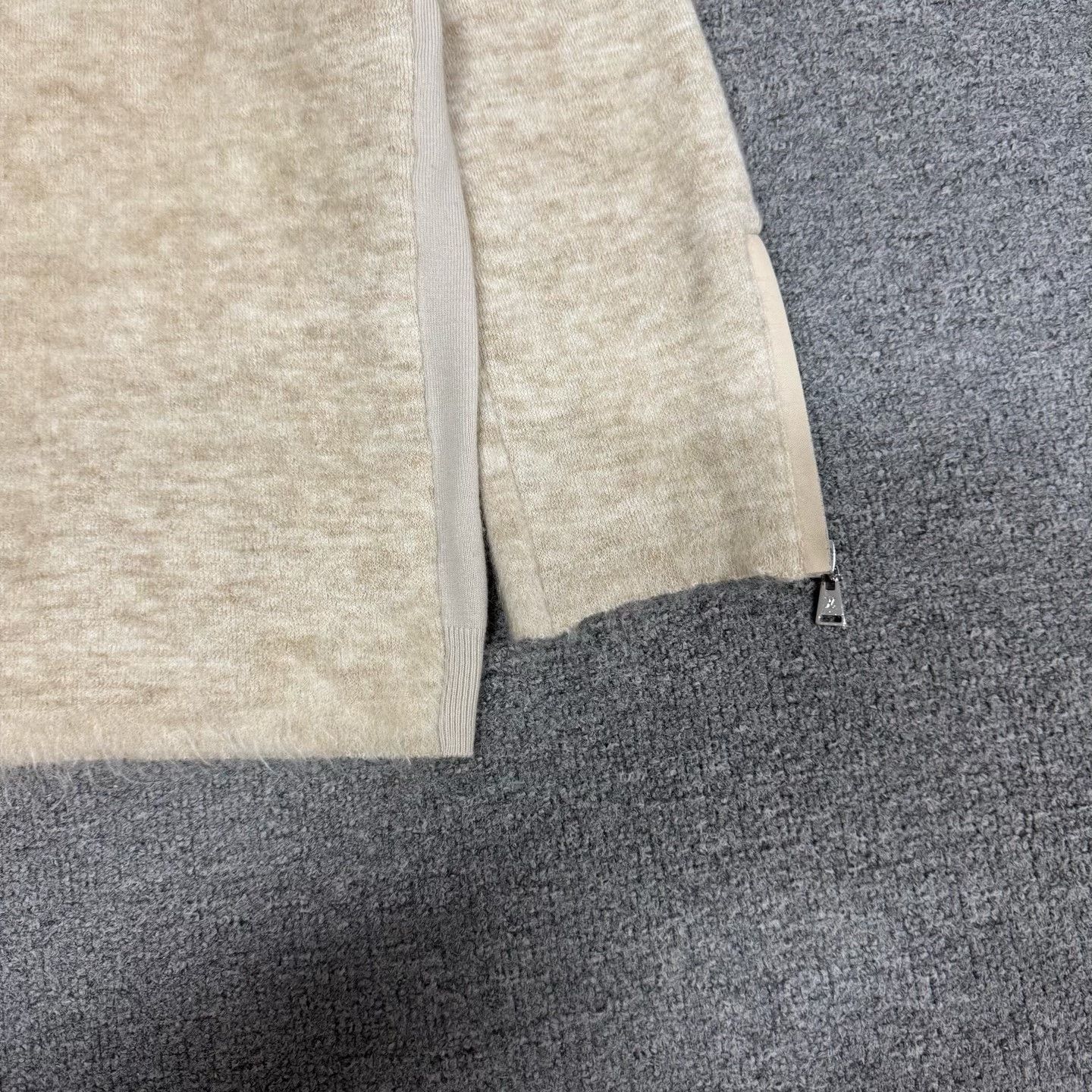 Louis Vuitton Louis Vuitton Mohair Blend Knit Sweater Size S Size US S / EU 44-46 / 1 - 4 Thumbnail