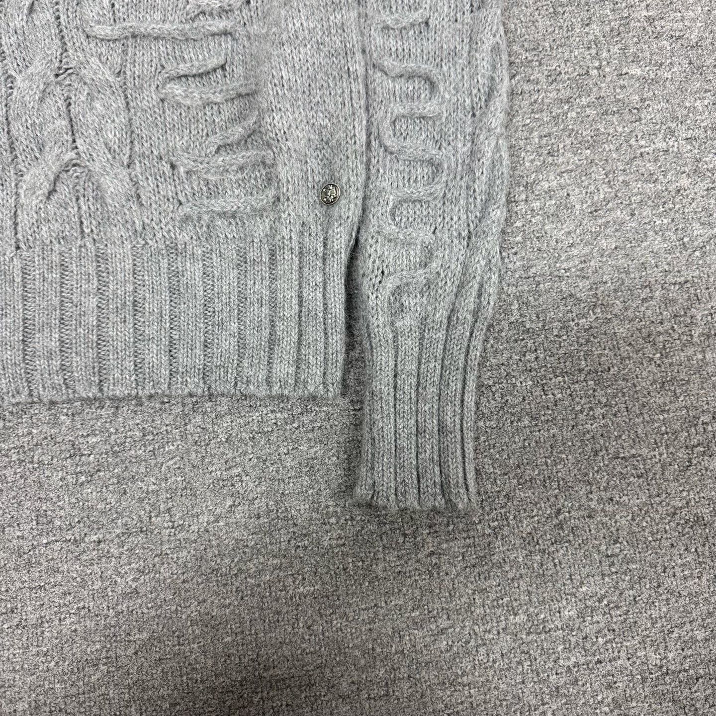 Chanel Chanel Alpaca Colorblock Knit Sweater 40 Size M / US 6-8 / IT 42-44 - 4 Thumbnail