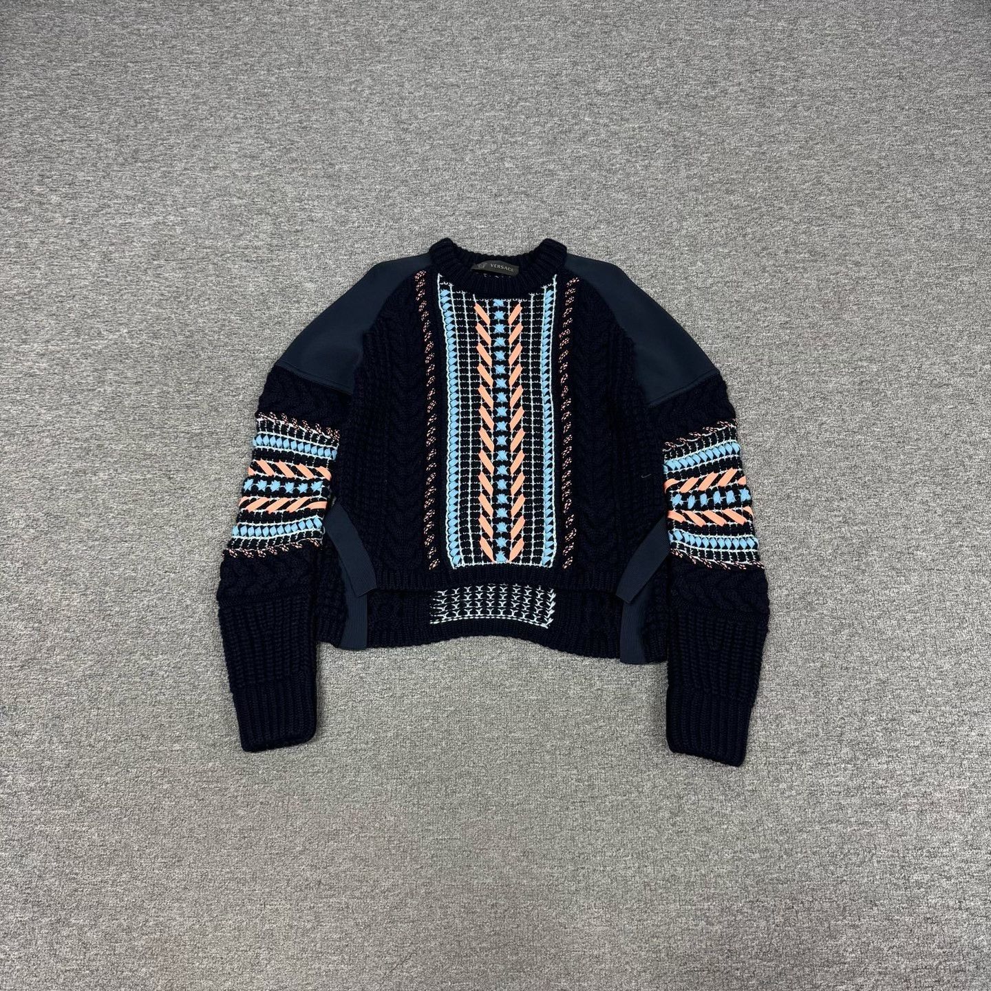 Versace Versace Runway Chunky Intricate Knit Sweater 40 Size US XXS / EU 40 - 2 Thumbnail