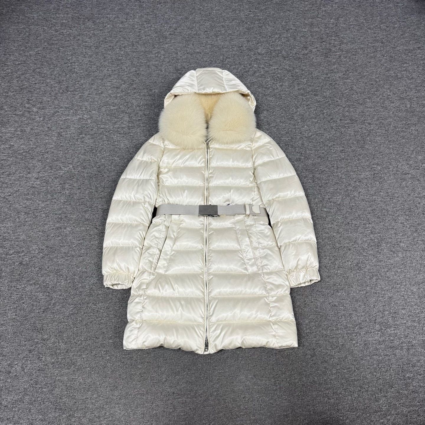 Prada Prada Fur Trim Belted Hooded Down Jacket 38 Size XS / US 0-2 / IT 36-38 - 2 Thumbnail