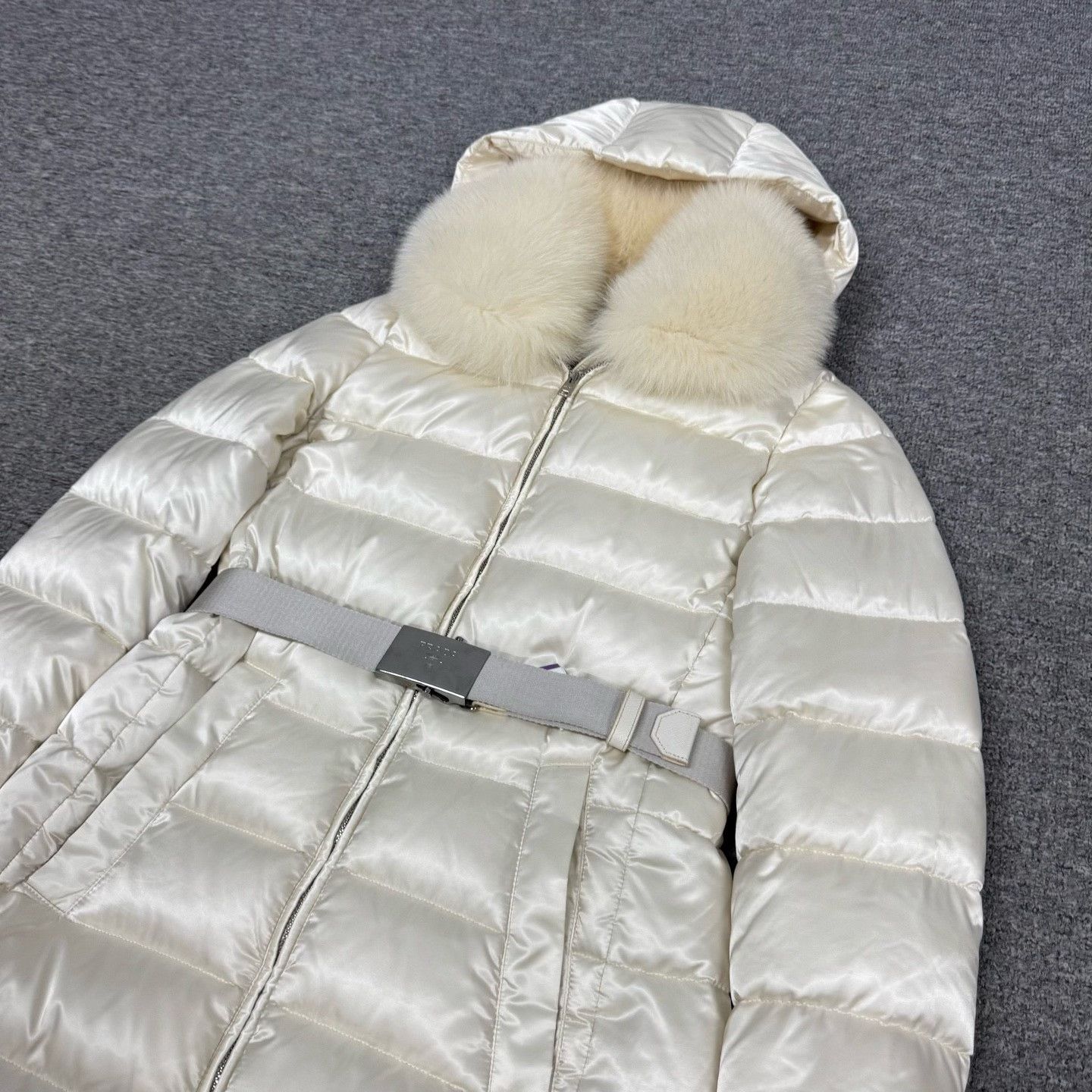 Prada Prada Fur Trim Belted Hooded Down Jacket 38 Size XS / US 0-2 / IT 36-38 - 5 Thumbnail