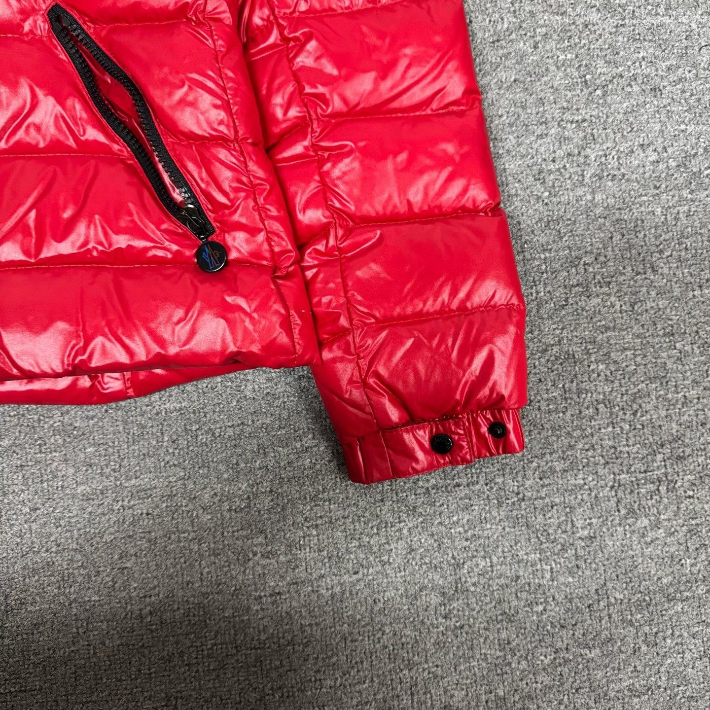 Moncler Moncler Bady Hooded Down Jacket Red M Size M / US 6-8 / IT 42-44 - 4 Thumbnail