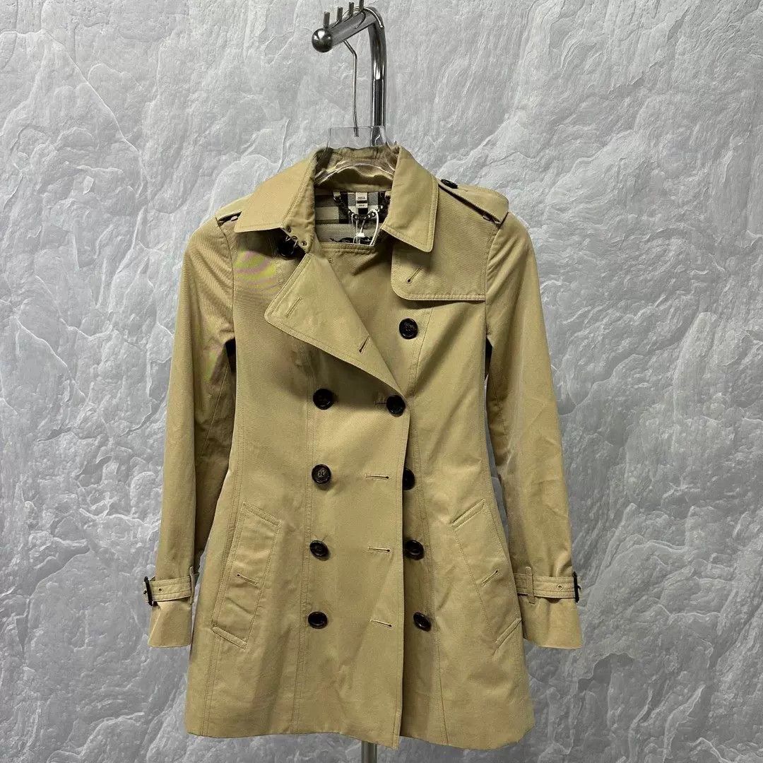 Burberry Burberry Classic Double Breasted Trench Coat 36 Size XS / US 0-2 / IT 36-38 - 2 Thumbnail