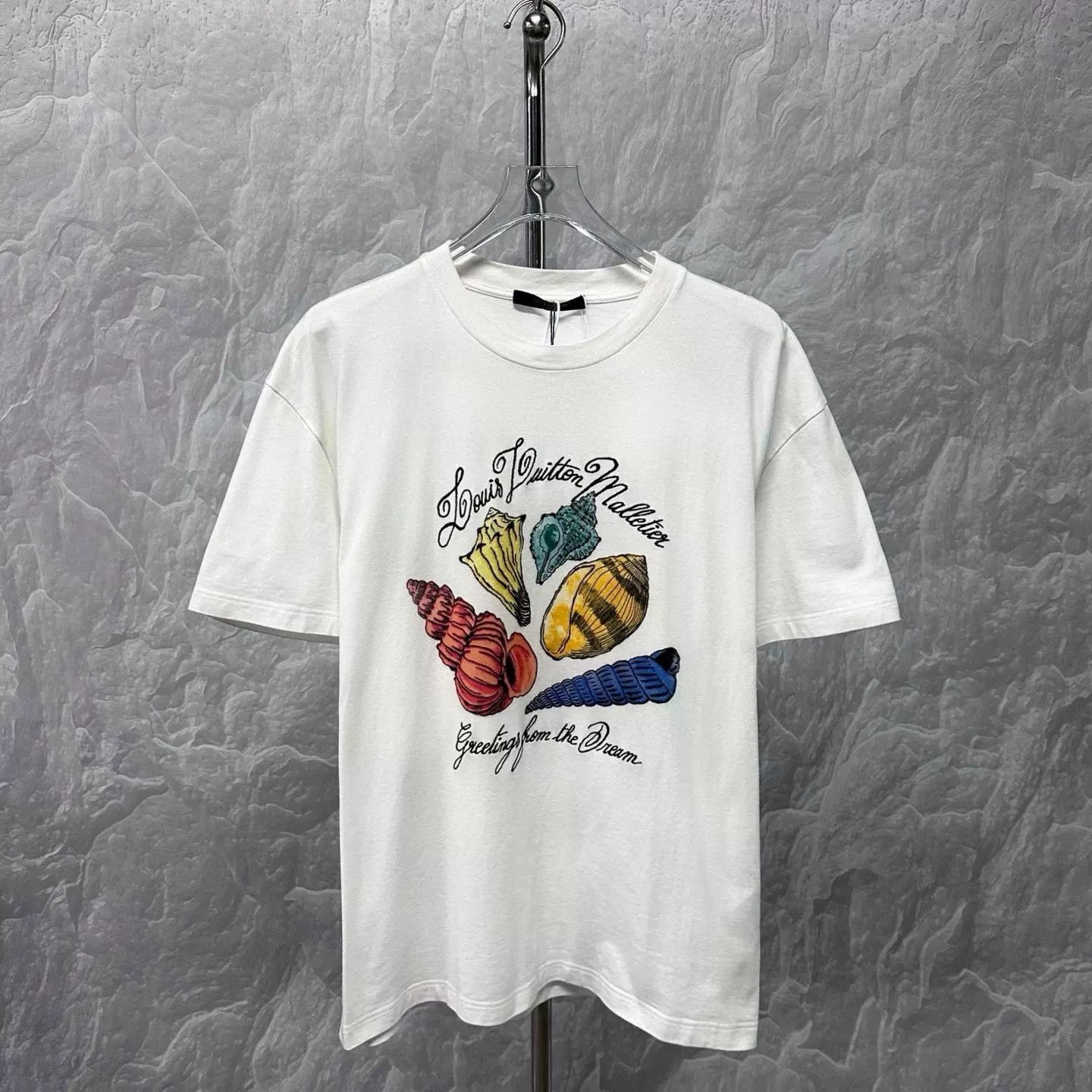 Louis Vuitton Louis Vuitton Seashell Graphic FW24 T-Shirt XL Size US XL / EU 56 / 4 - 2 Thumbnail