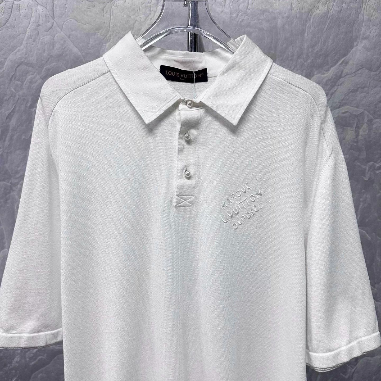 Louis Vuitton Louis Vuitton FW24 Logo Embroidered Polo Shirt L Size US L / EU 52-54 / 3 - 3 Thumbnail