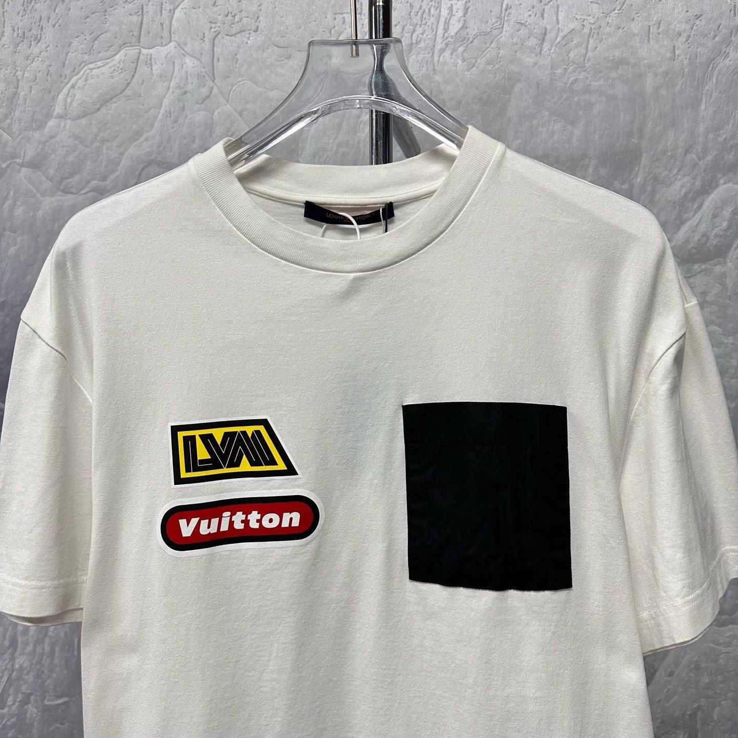 Louis Vuitton Louis Vuitton Pocket T-Shirt XL Size US XL / EU 56 / 4 - 3 Thumbnail