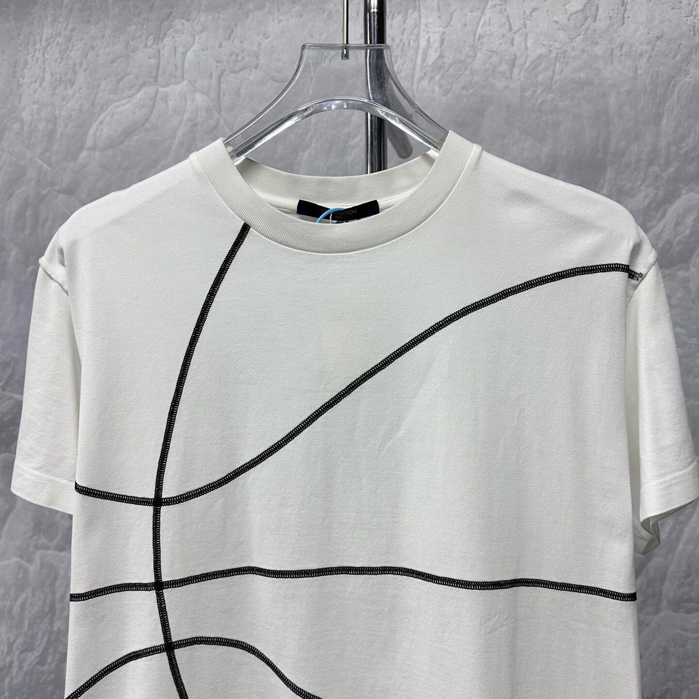 Louis Vuitton Louis Vuitton x NBA Basketball Seam T-Shirt S Size US S / EU 44-46 / 1 - 3 Thumbnail