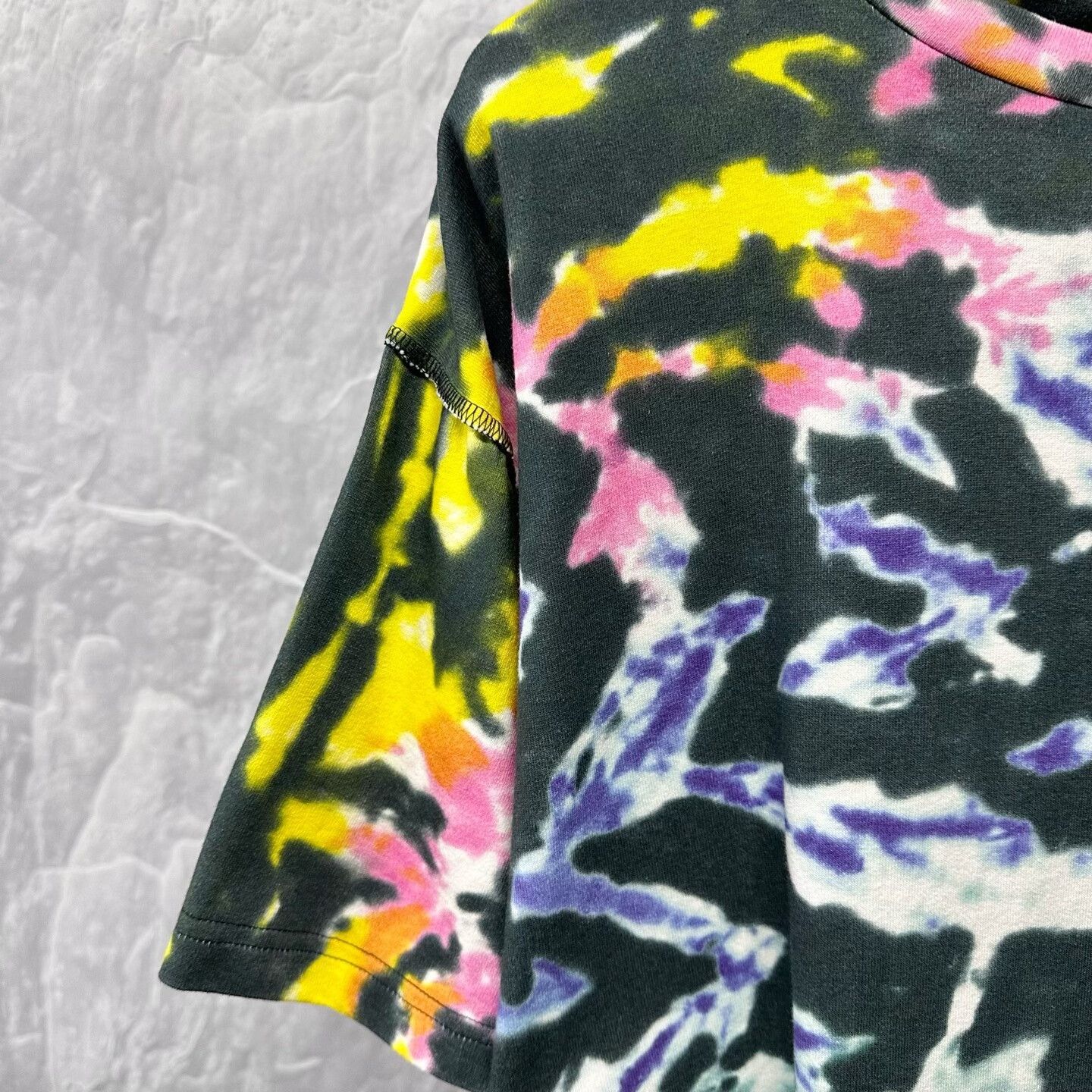 Louis Vuitton Louis Vuitton Tie-Dye Print T-Shirt Size L Size US L / EU 52-54 / 3 - 4 Thumbnail