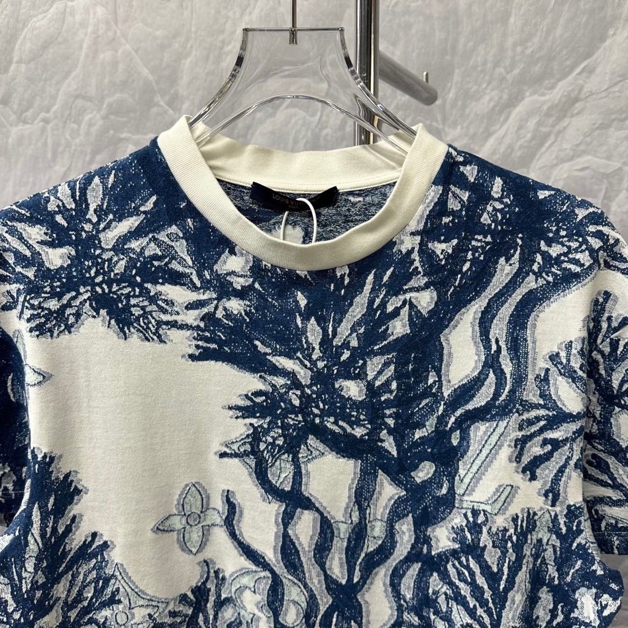 Louis Vuitton Louis Vuitton Seaweed Print Knit T-Shirt M Size US M / EU 48-50 / 2 - 3 Thumbnail