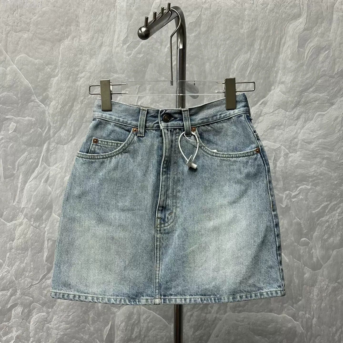 Gucci Gucci x Doraemon Embroidered Denim Skirt Size 36 Size 25" / US 0 / IT 36 - 3 Thumbnail