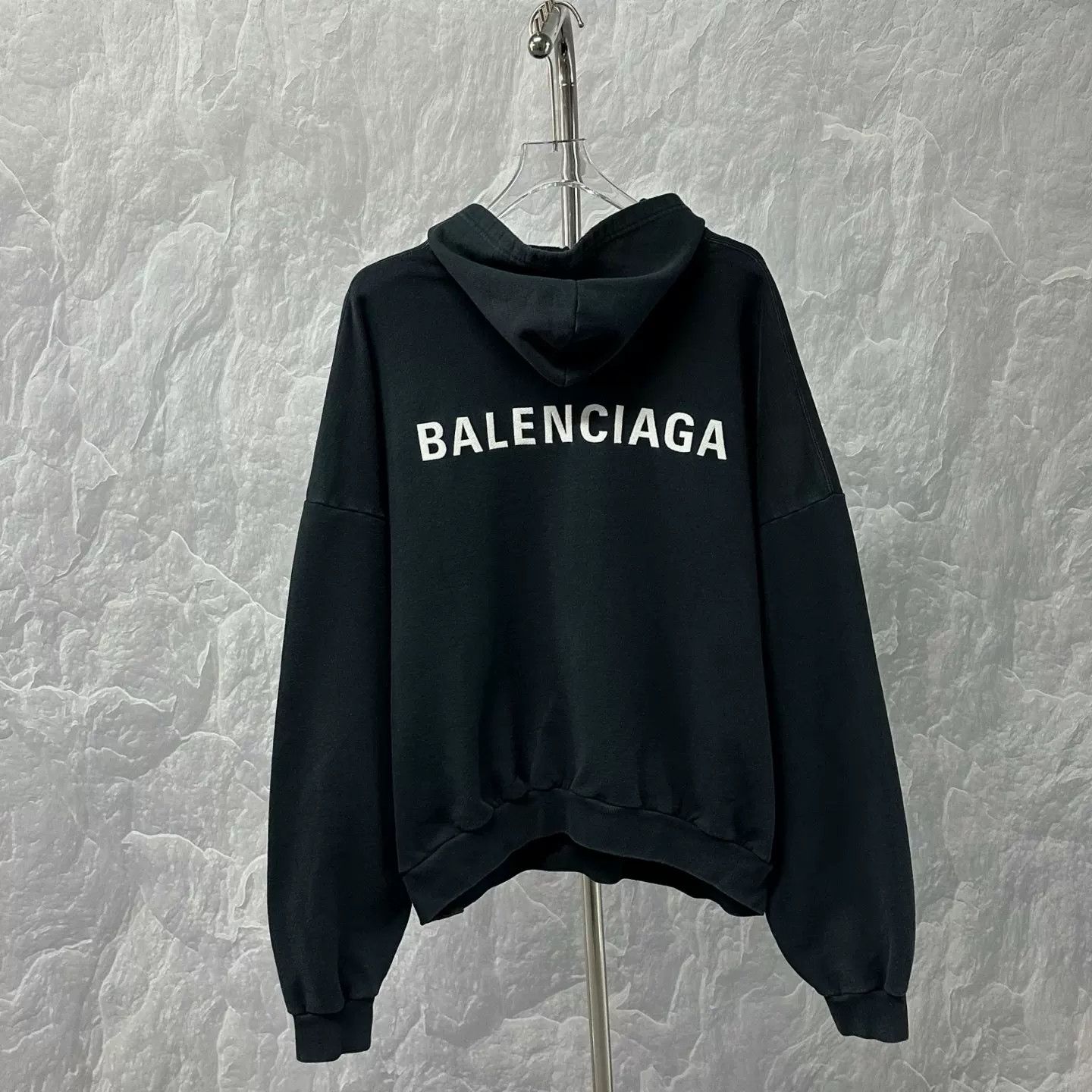 Balenciaga Balenciaga Embroidered Logo Hoodie XS Size US XS / EU 42 / 0 - 5 Thumbnail