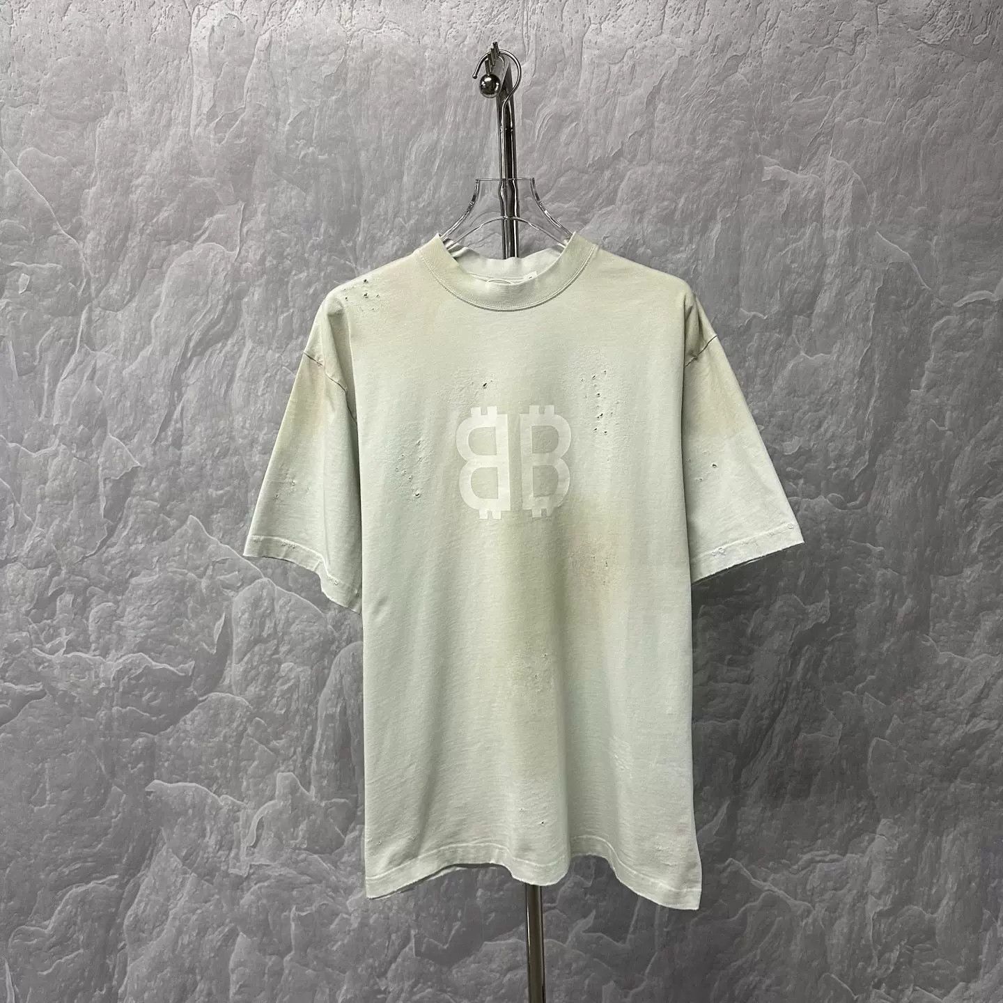Balenciaga Balenciaga Bitcoin Distressed T-Shirt Size S Size US S / EU 44-46 / 1 - 2 Thumbnail