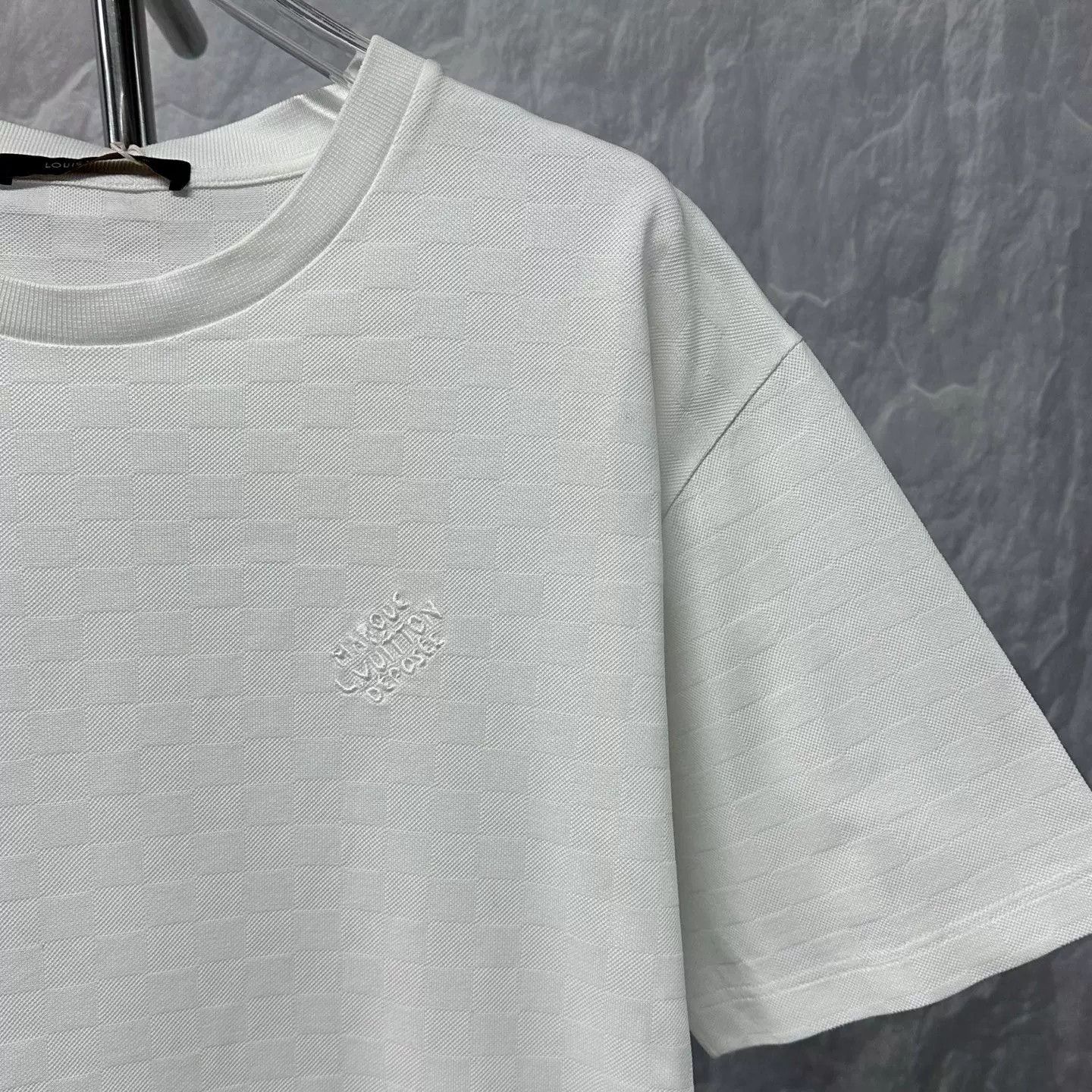 Louis Vuitton Louis Vuitton Damier Embroidery T-Shirt XL Size US XL / EU 56 / 4 - 4 Thumbnail