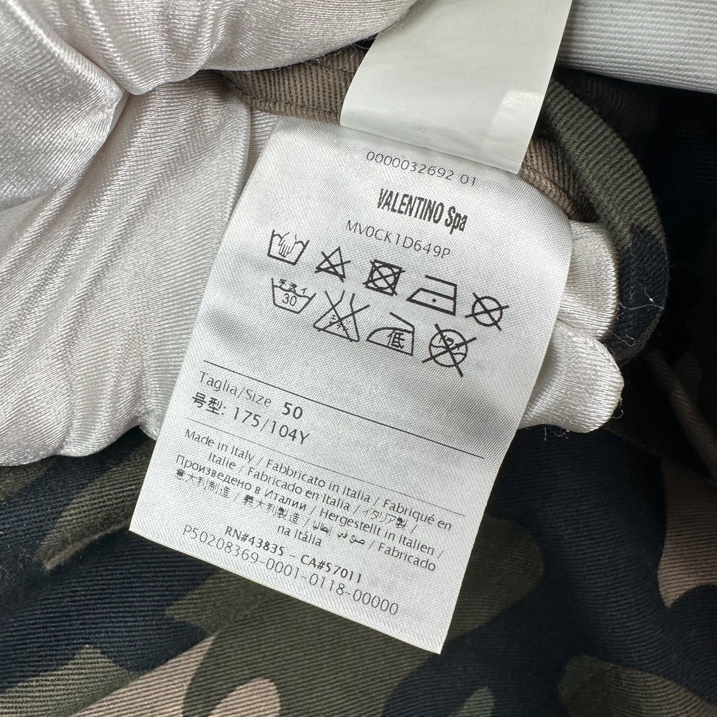 Valentino Valentino Camo Panther Print Parka 50 Size US M / EU 48-50 / 2 - 7 Thumbnail