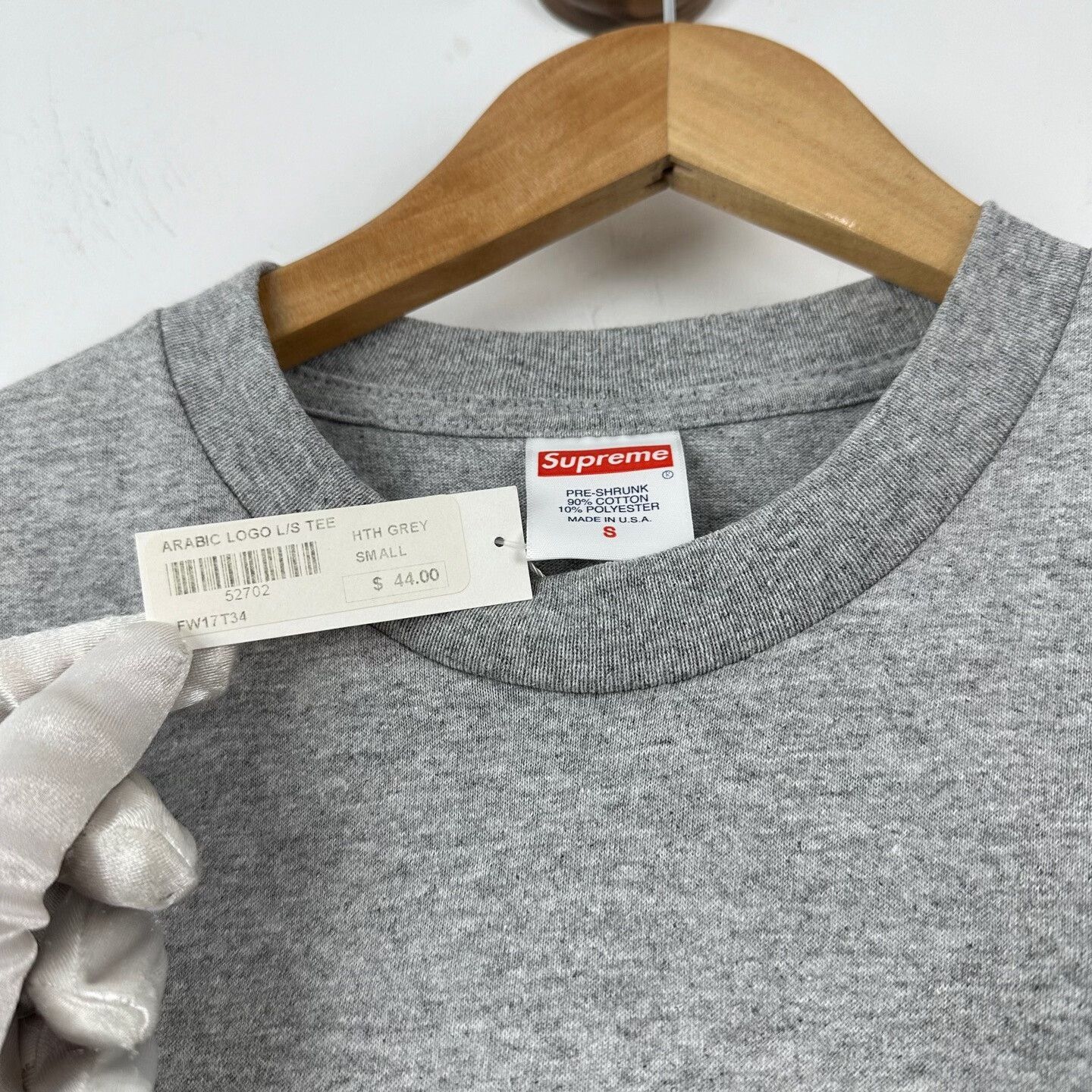 Supreme Supreme Arabic Logo Long Sleeve Tee S Size US S / EU 44-46 / 1 - 6 Thumbnail