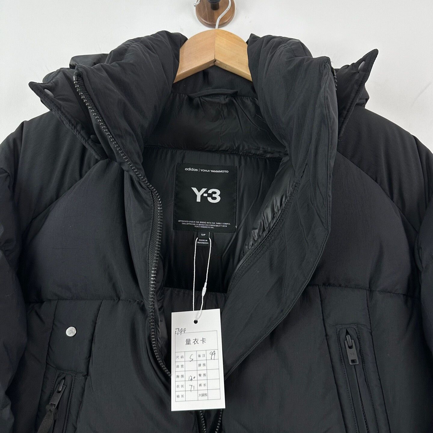 Y-3 Y-3 Hooded Down Puffer Jacket S Size US S / EU 44-46 / 1 - 4 Thumbnail