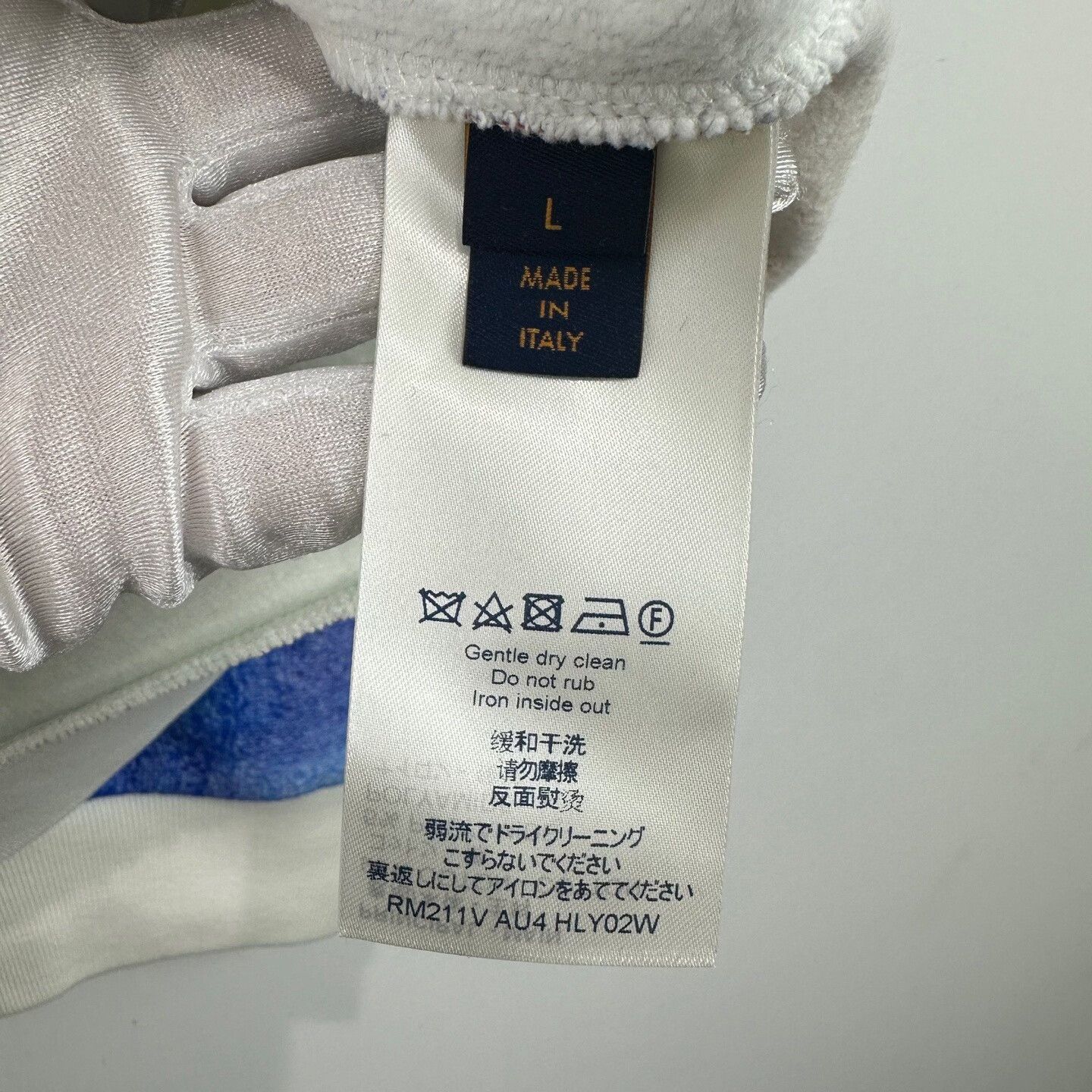 Louis Vuitton Louis Vuitton Watercolor Monogram Sweatshirt Size L Size US L / EU 52-54 / 3 - 6 Thumbnail