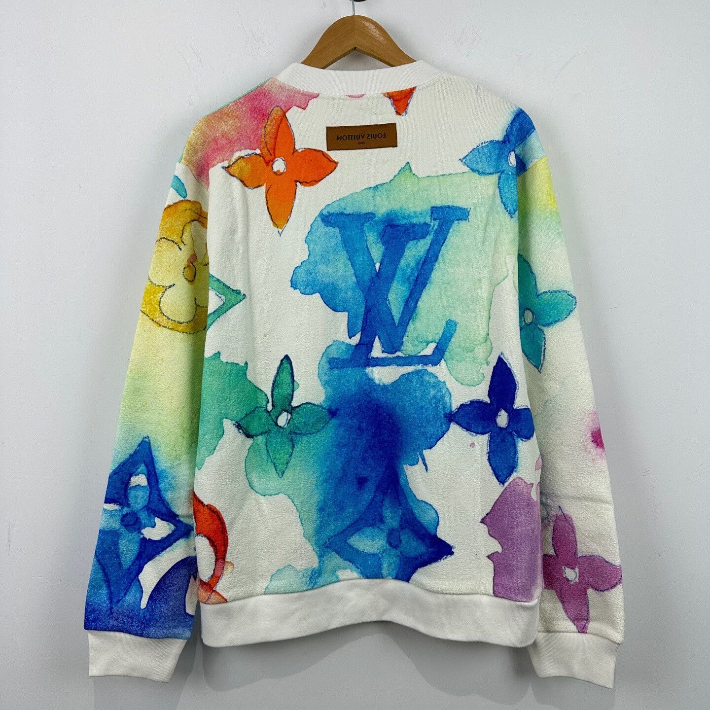 Louis Vuitton Louis Vuitton Watercolor Monogram Sweatshirt Size L Size US L / EU 52-54 / 3 - 3 Thumbnail
