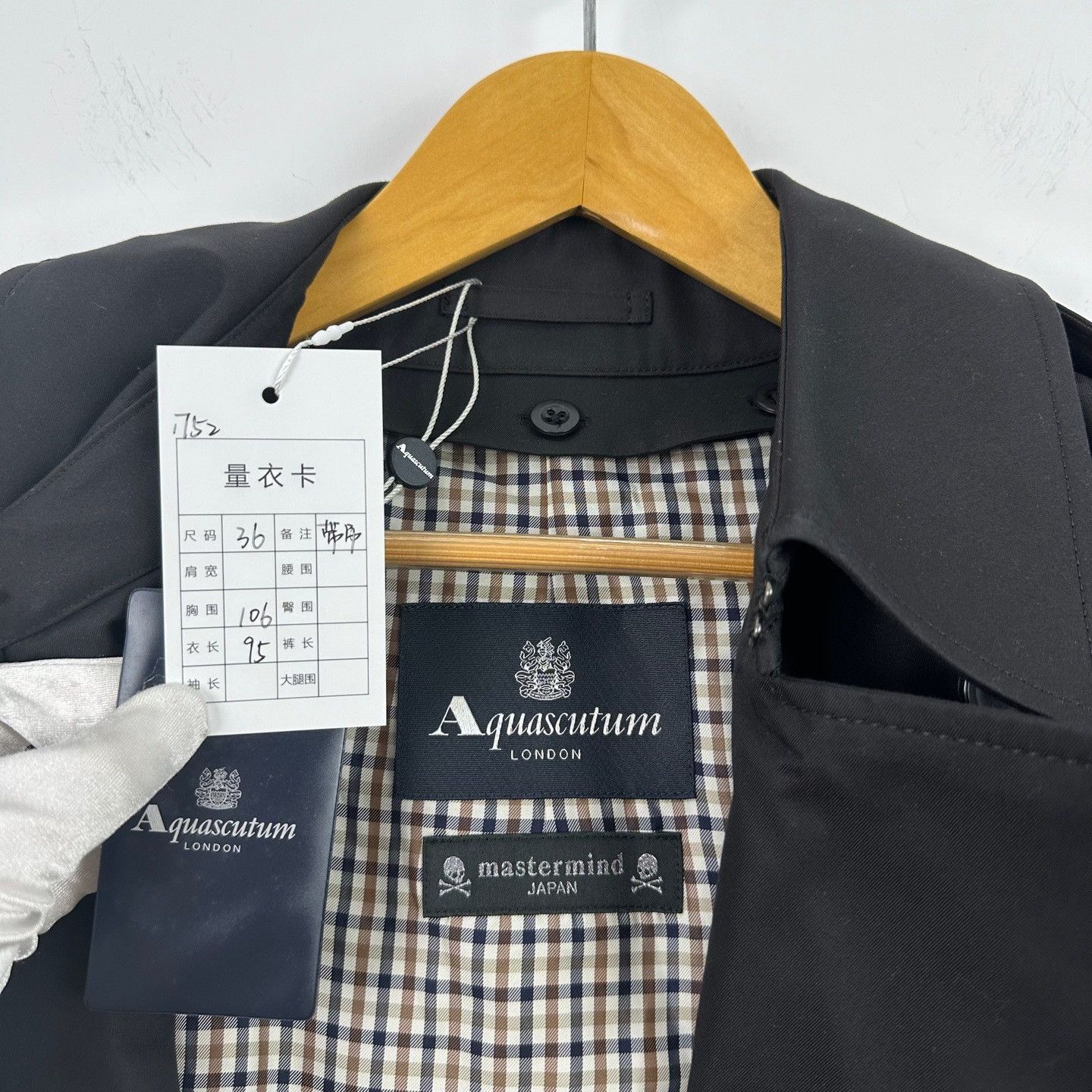 Mastermind Japan Mastermind x Aquascutum Swarovski Skull Trench Coat 36 Size US S / EU 44-46 / 1 - 4 Thumbnail