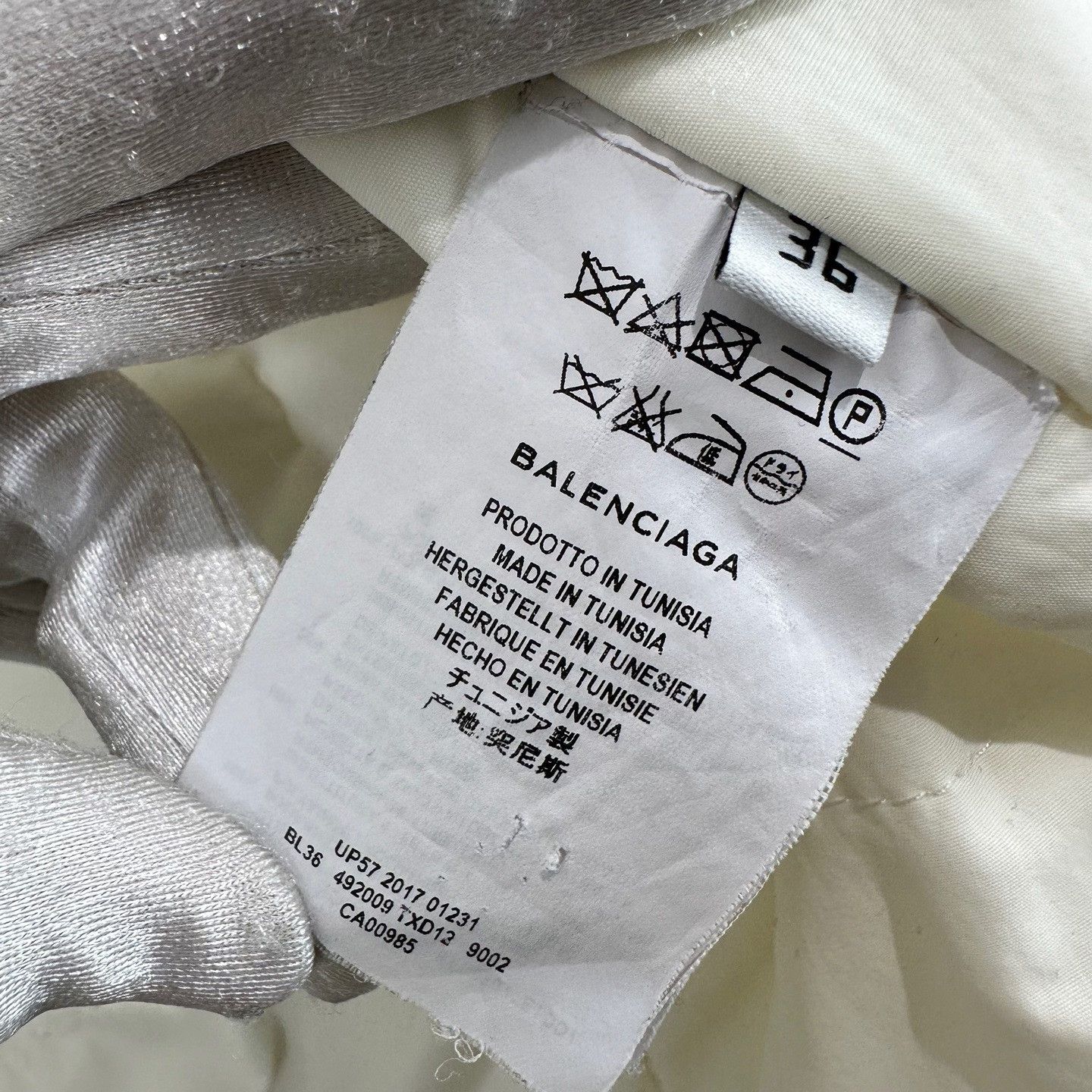 Balenciaga Balenciaga Logo Scarf Puffer Jacket FR 36 Size XS / US 0-2 / IT 36-38 - 6 Thumbnail