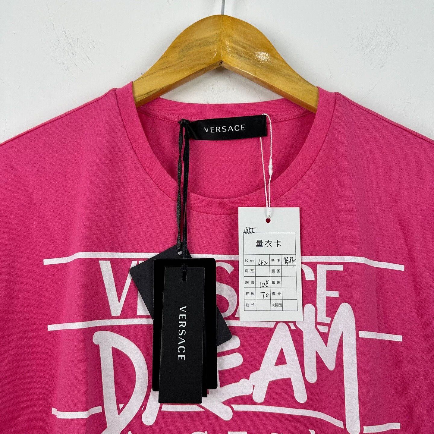 Versace Versace Pink Graphic T-Shirt US M Size US M / EU 48-50 / 2 - 4 Thumbnail