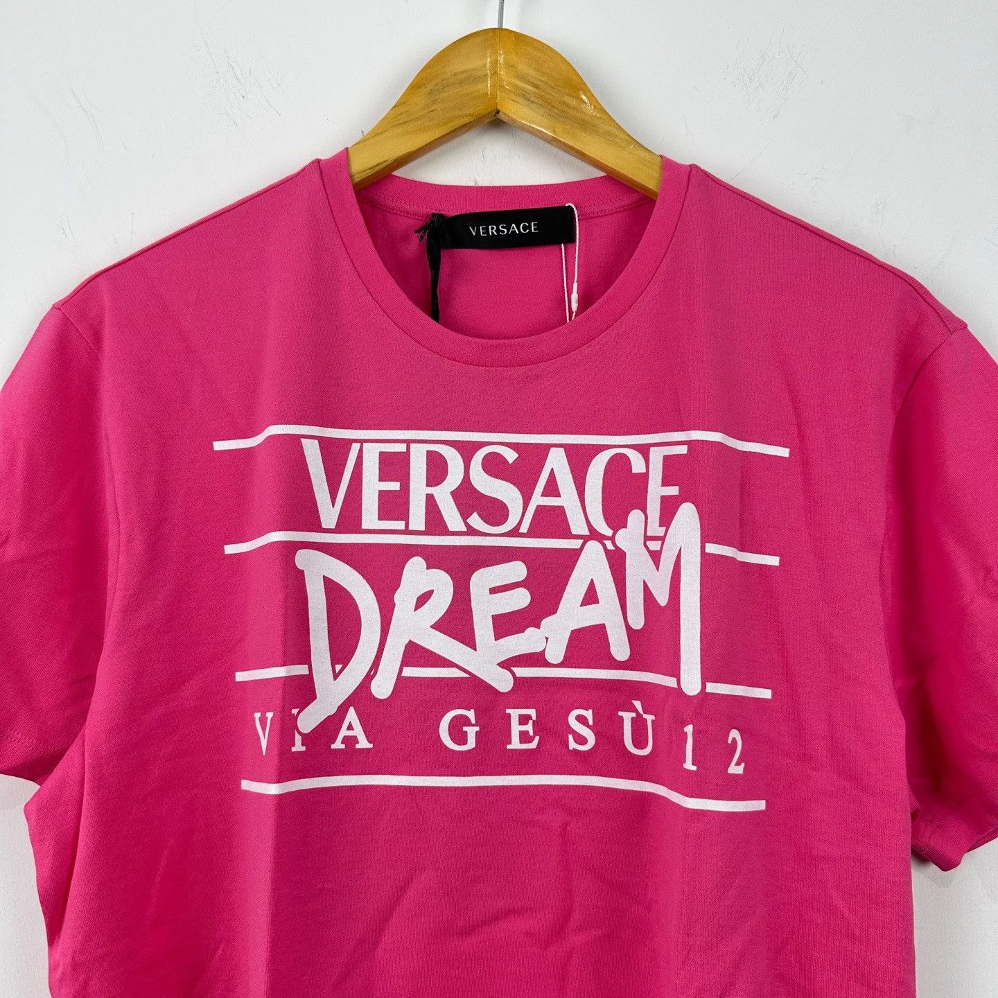 Versace Versace Pink Graphic T-Shirt US M Size US M / EU 48-50 / 2 - 5 Thumbnail