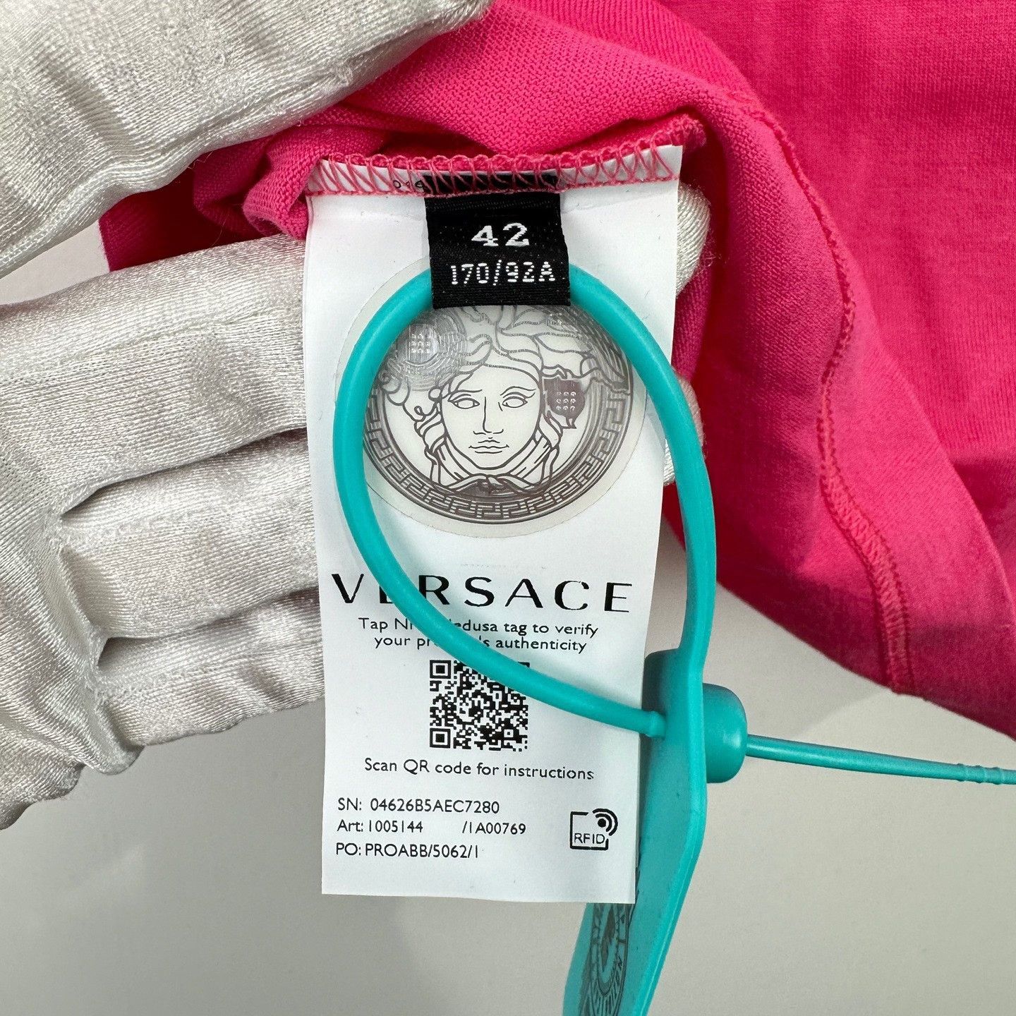 Versace Versace Pink Graphic T-Shirt US M Size US M / EU 48-50 / 2 - 7 Thumbnail
