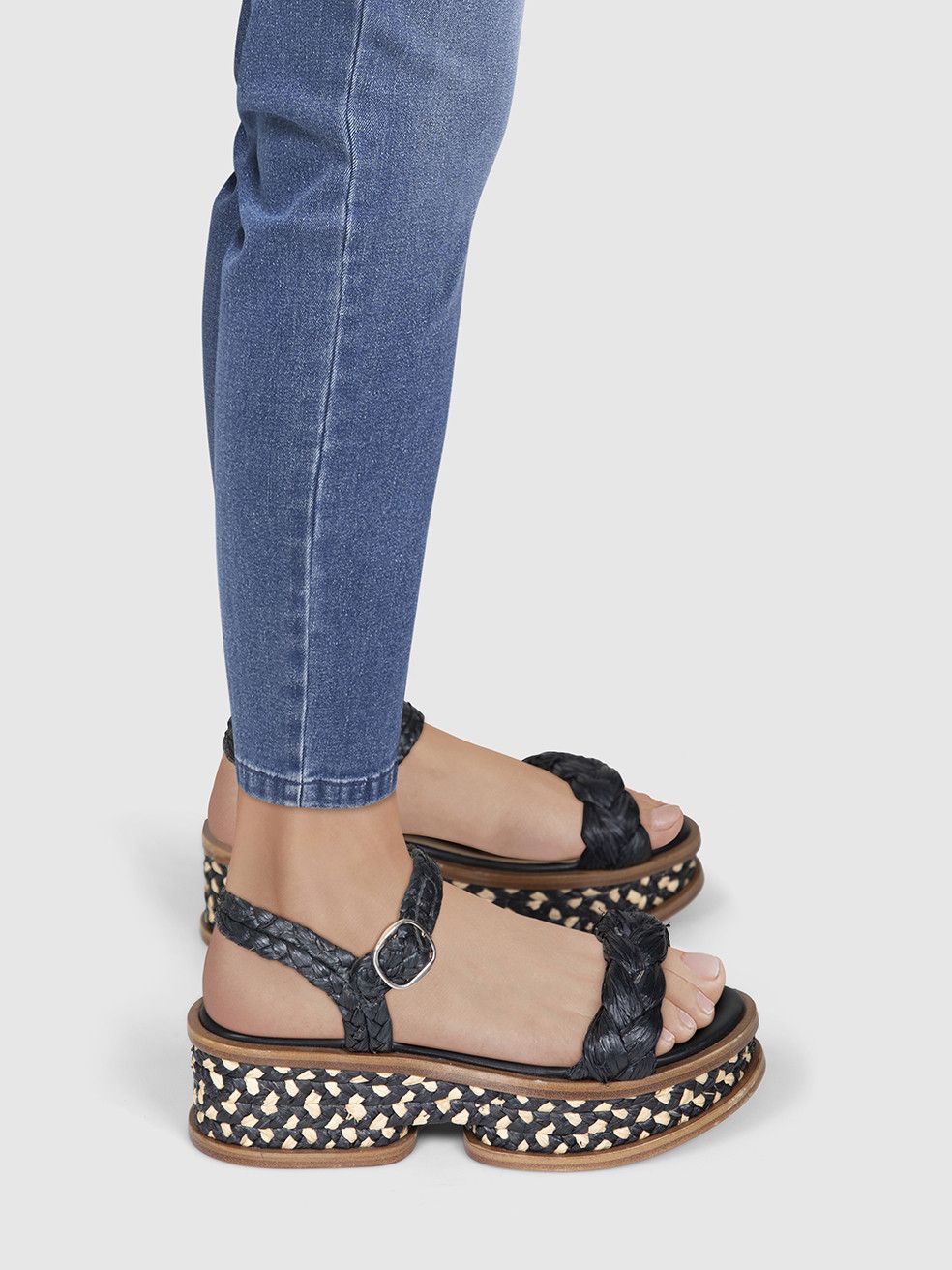 Gabriela Hearst Black & Brown Wicker Woven Sandals Size US 8.5 / IT 38.5 - 2 Thumbnail