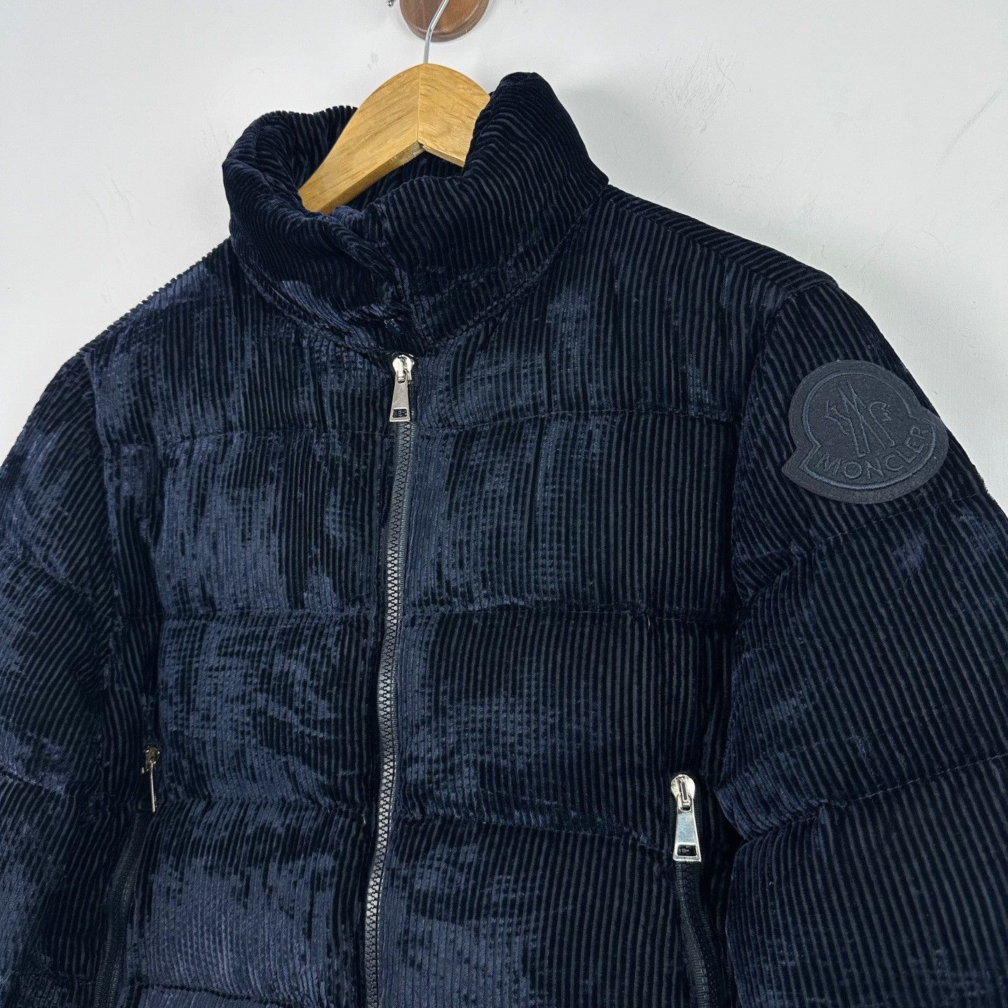 Moncler Moncler Corduroy Stand Collar Down Jacket 1 Size US S / EU 44-46 / 1 - 4 Thumbnail