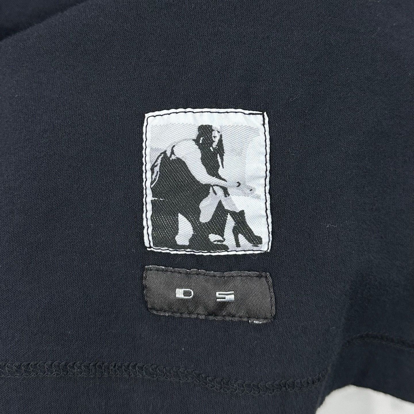 Rick Owens Rick Owens Graphic Patch Long Sleeve T-Shirt Size M Size US M / EU 48-50 / 2 - 6 Thumbnail