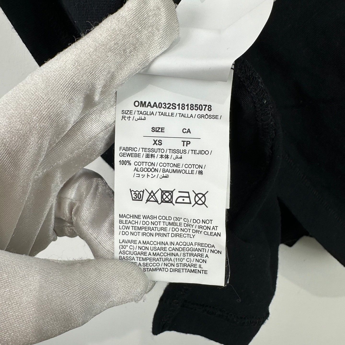 Off-White Off-White Fire Hands Graphic T-Shirt XS Size US XS / EU 42 / 0 - 7 Thumbnail