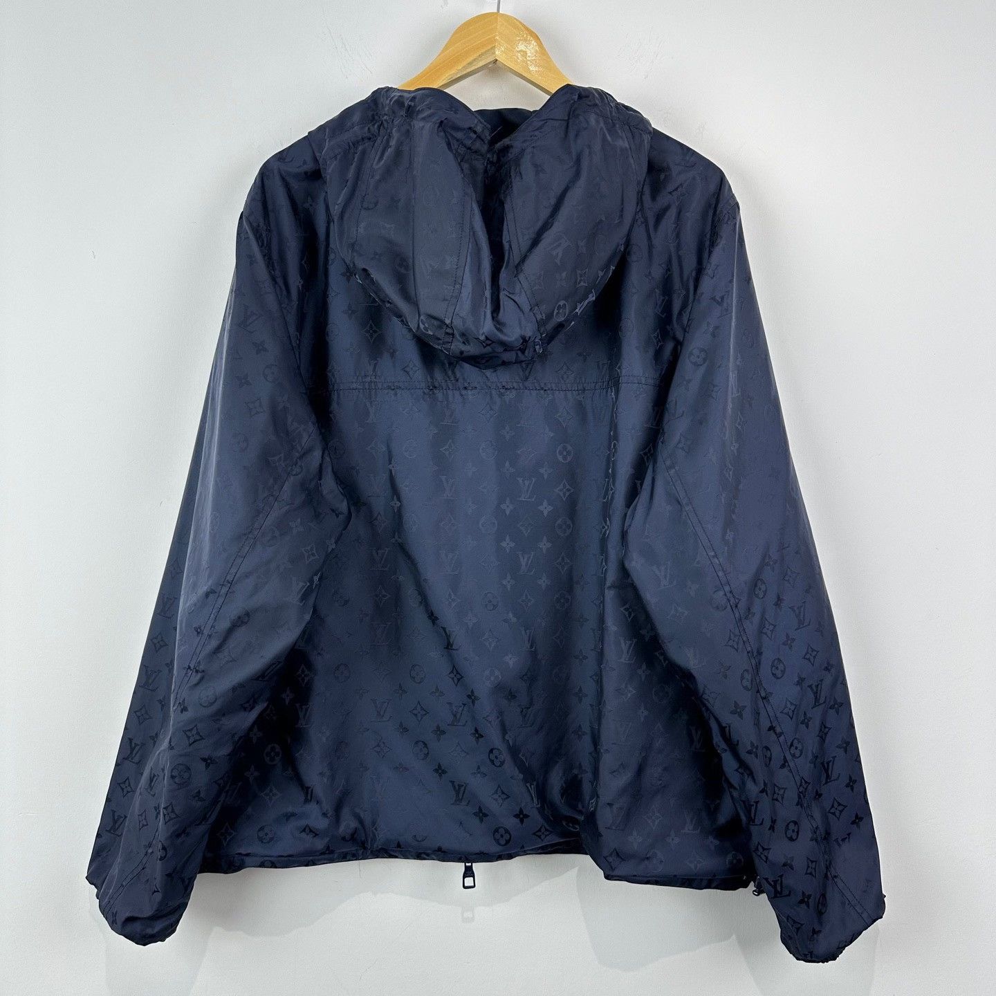 Louis Vuitton Louis Vuitton Reversible Monogram Windbreaker Size 52 Size US L / EU 52-54 / 3 - 3 Thumbnail