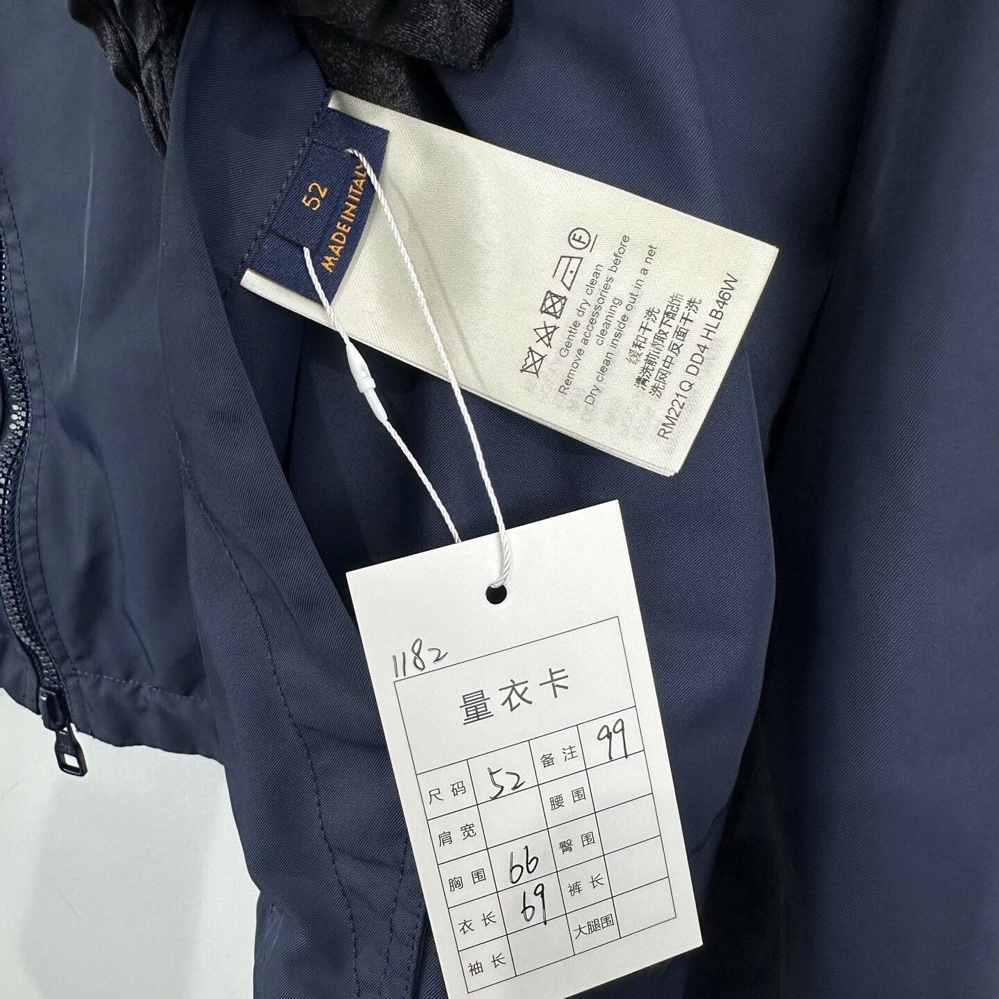 Louis Vuitton Louis Vuitton Reversible Monogram Windbreaker Size 52 Size US L / EU 52-54 / 3 - 8 Thumbnail