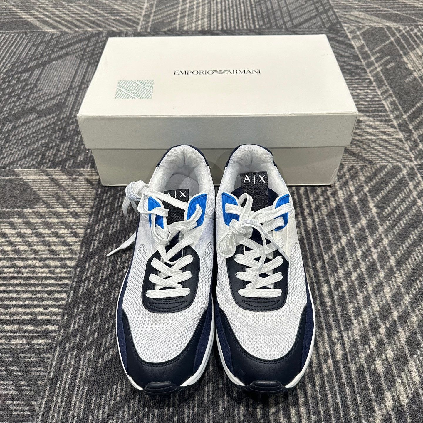 Armani Exchange Armani Exchange Mesh Paneled Low-Top Sneakers 43 Size US 10 / EU 43 - 3 Thumbnail
