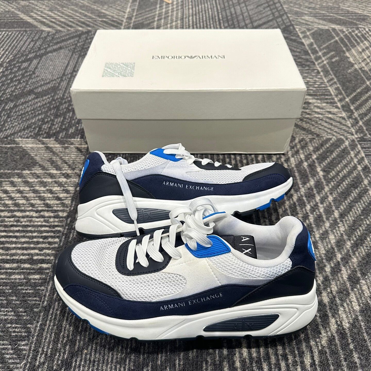 Armani Exchange Armani Exchange Mesh Paneled Low-Top Sneakers 43 Size US 10 / EU 43 - 5 Thumbnail