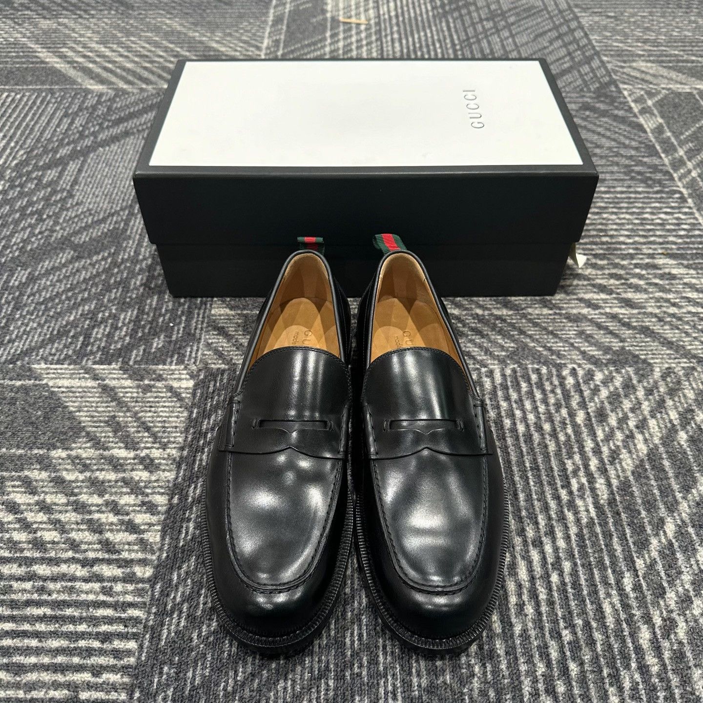 Gucci Gucci Web Detail Leather Loafers EU 42.5 Size US 9.5 / EU 42-43 - 3 Thumbnail
