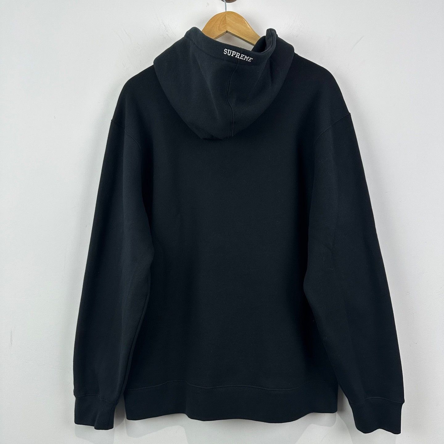 Nike × Supreme Nike x Supreme Leather Logo Hoodie Size L Size US L / EU 52-54 / 3 - 3 Thumbnail