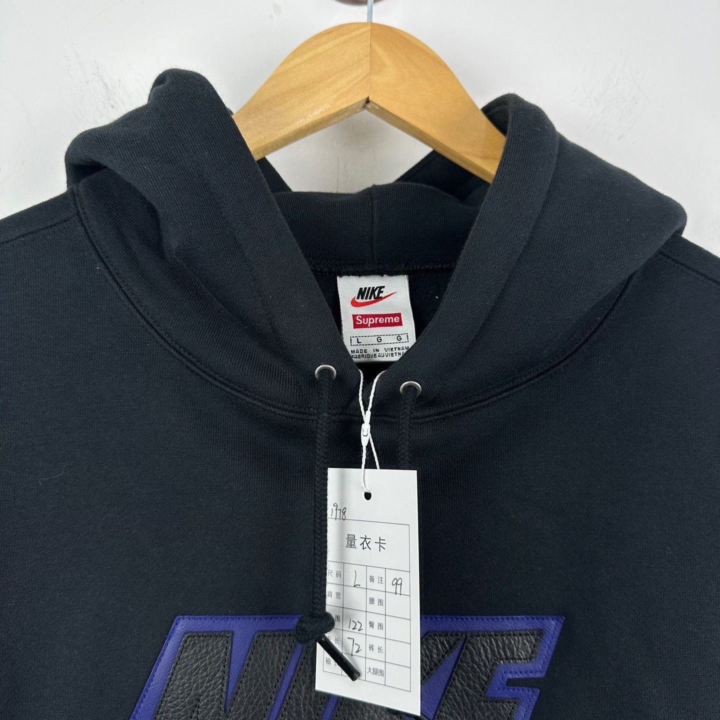 Nike × Supreme Nike x Supreme Leather Logo Hoodie Size L Size US L / EU 52-54 / 3 - 4 Thumbnail