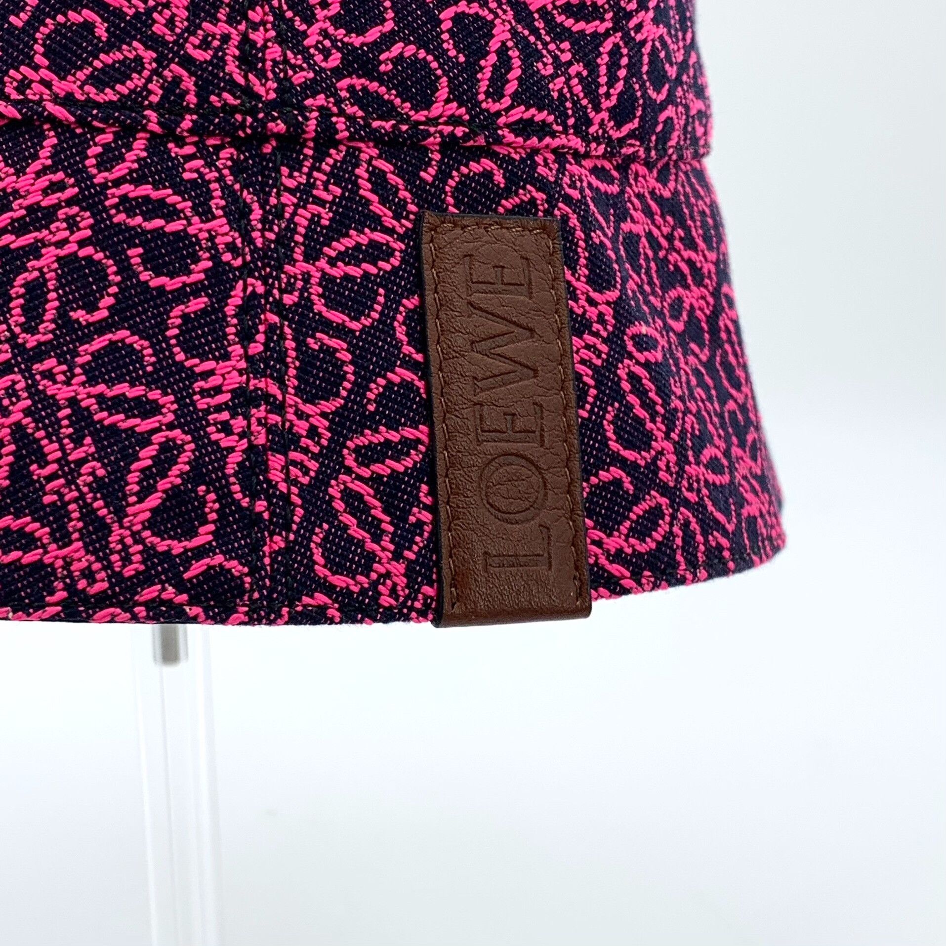 Loewe Loewe Pink Anagram Bucket Hat 58 Size ONE SIZE - 8 Thumbnail