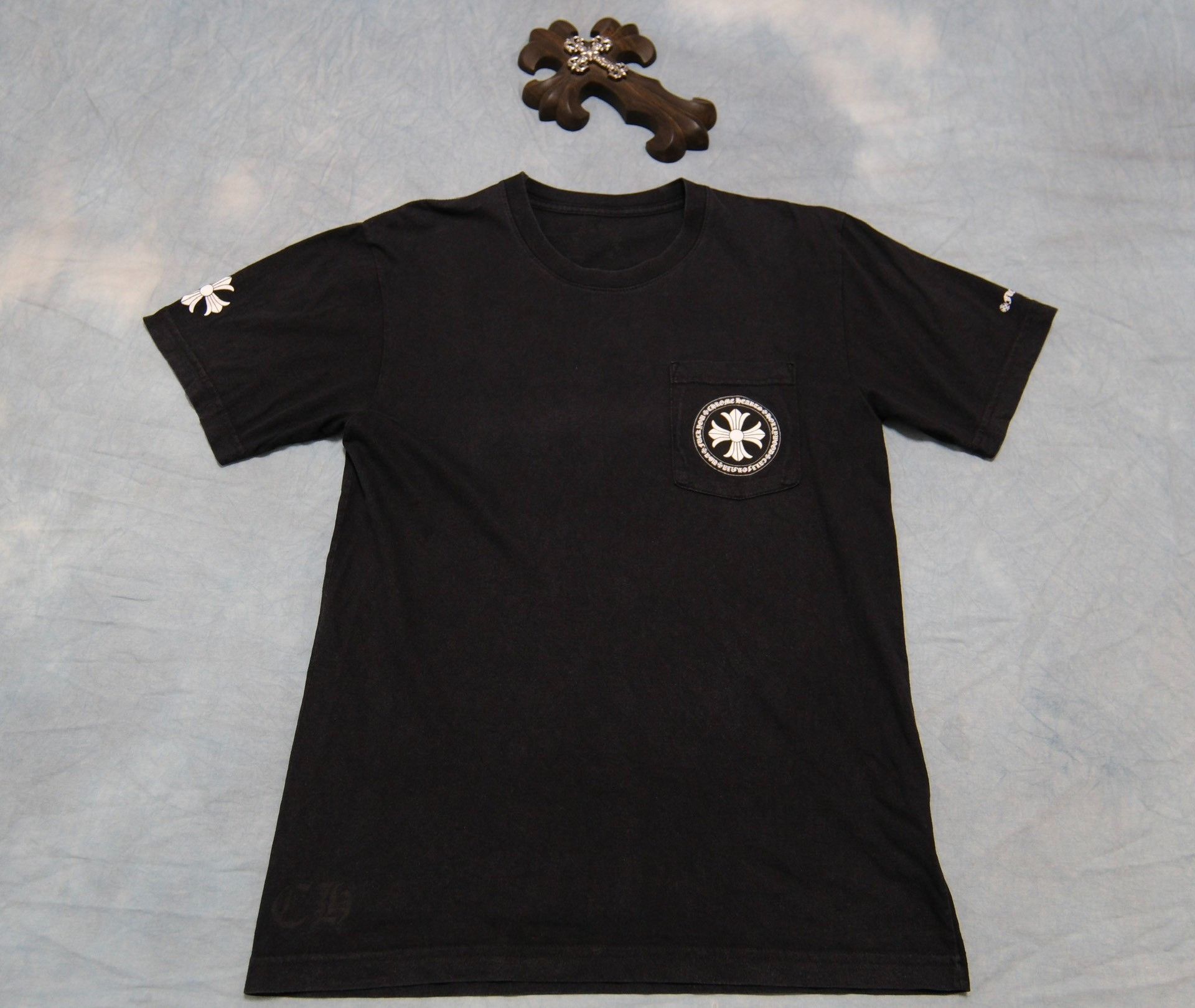 Chrome Hearts Chrome Hearts Horseshoe Cross Pocket T-Shirt M Size US M / EU 48-50 / 2 - 3 Thumbnail