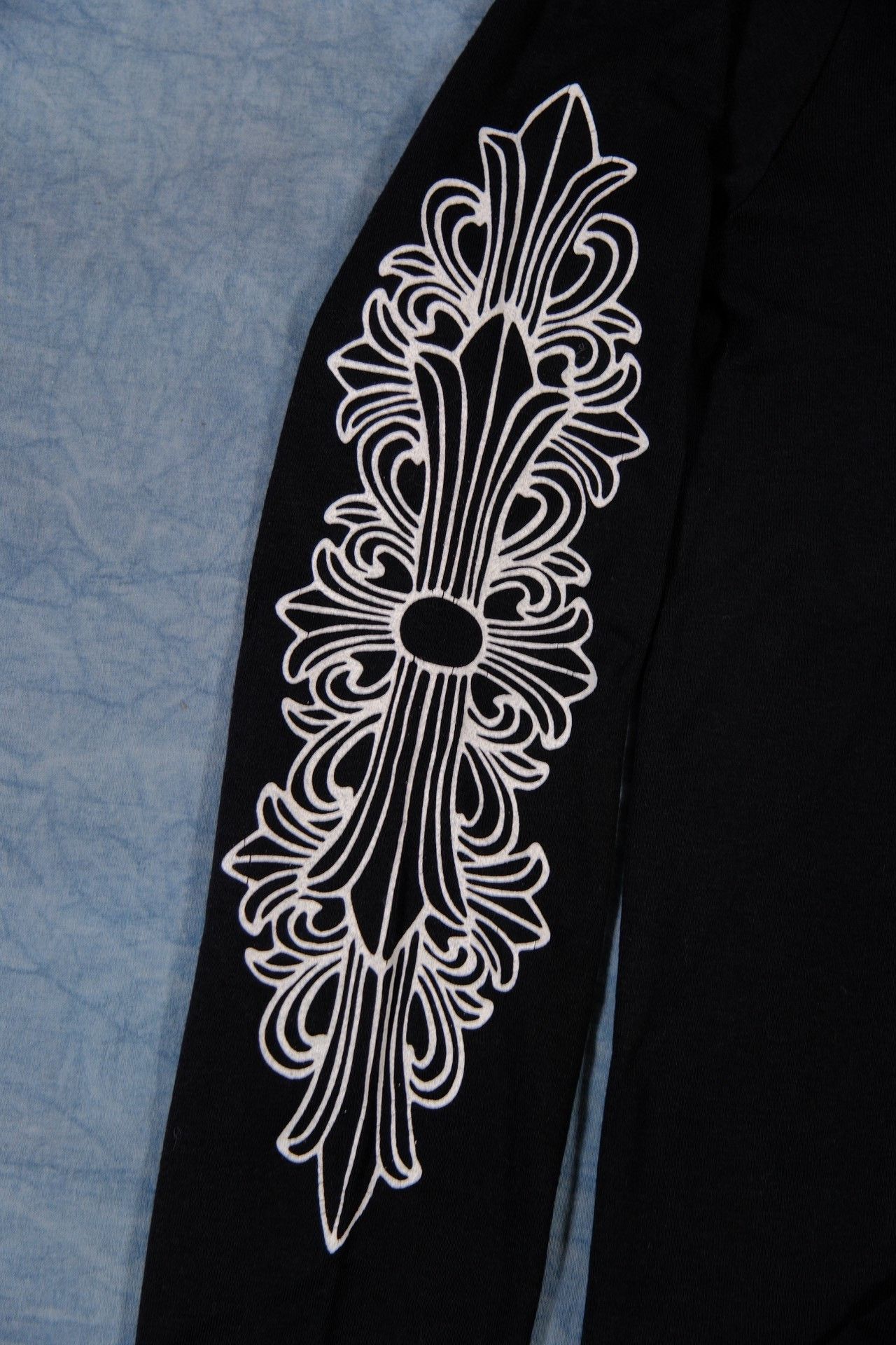 Chrome Hearts Chrome Hearts Vintage Floral Sleeve Hoodie L Size L / US 10 / IT 46 - 4 Thumbnail