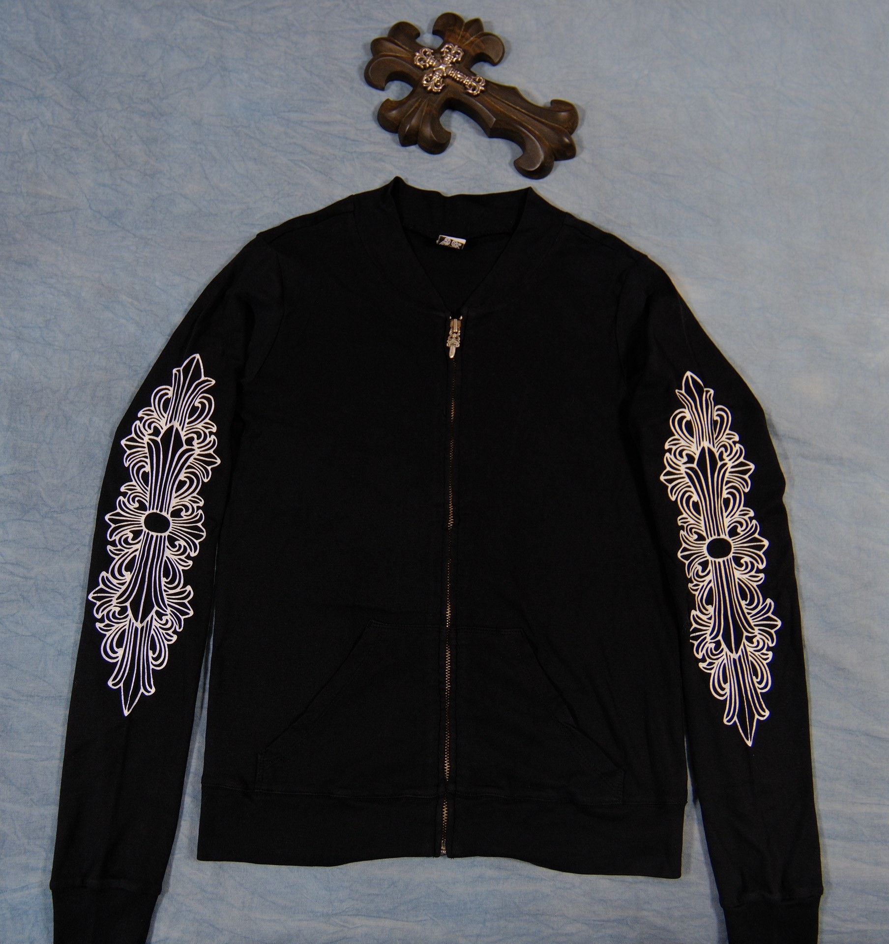 Chrome Hearts Chrome Hearts Vintage Floral Sleeve Hoodie L Size L / US 10 / IT 46 - 2 Thumbnail
