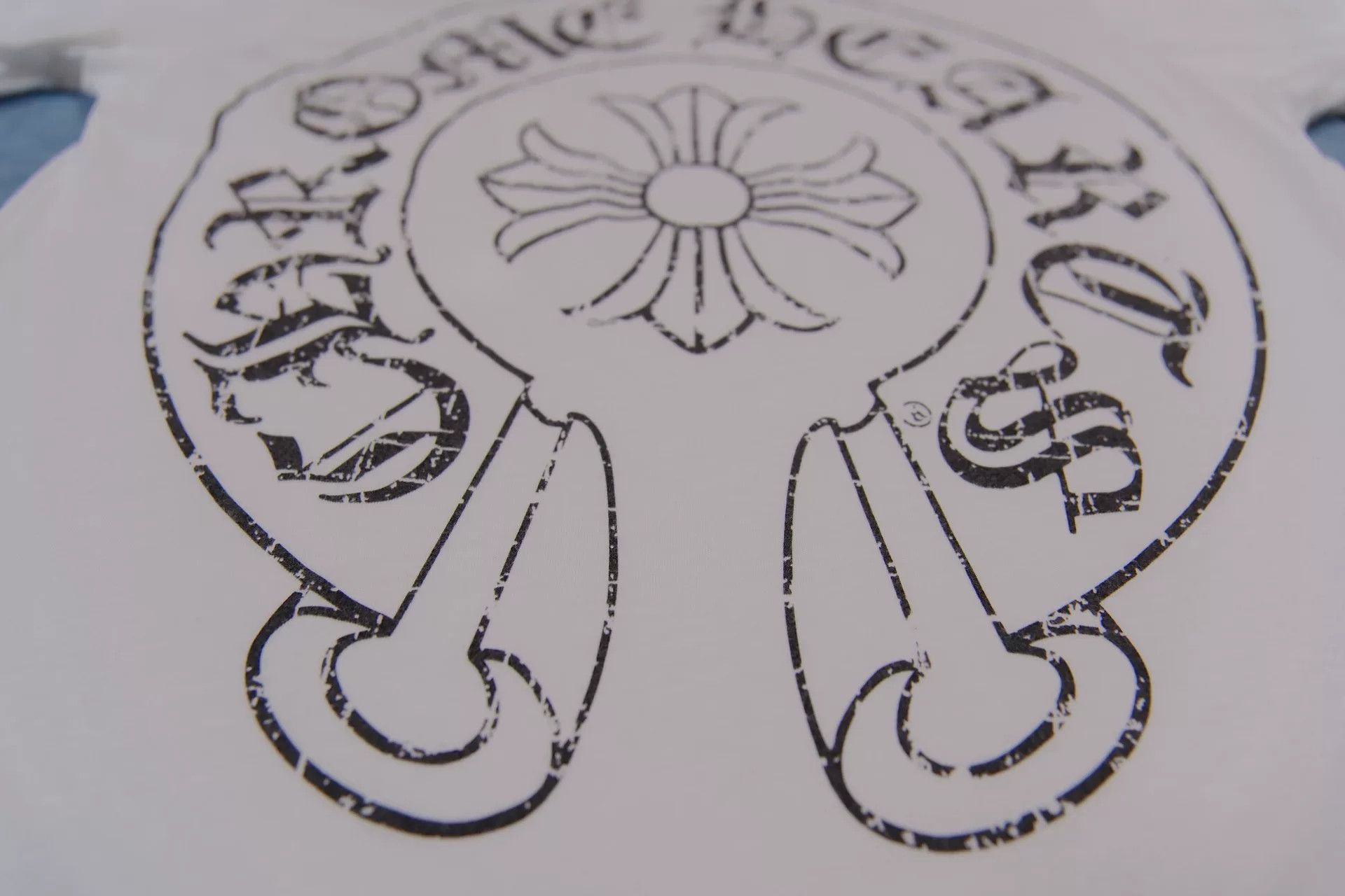 Chrome Hearts Chrome Hearts Horseshoe Logo Pocket T-Shirt S Size US S / EU 44-46 / 1 - 7 Thumbnail