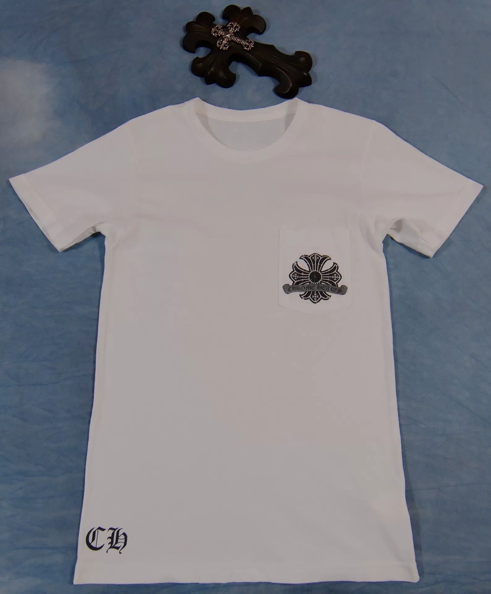 Chrome Hearts Chrome Hearts Horseshoe Logo Pocket T-Shirt S Size US S / EU 44-46 / 1 - 3 Thumbnail