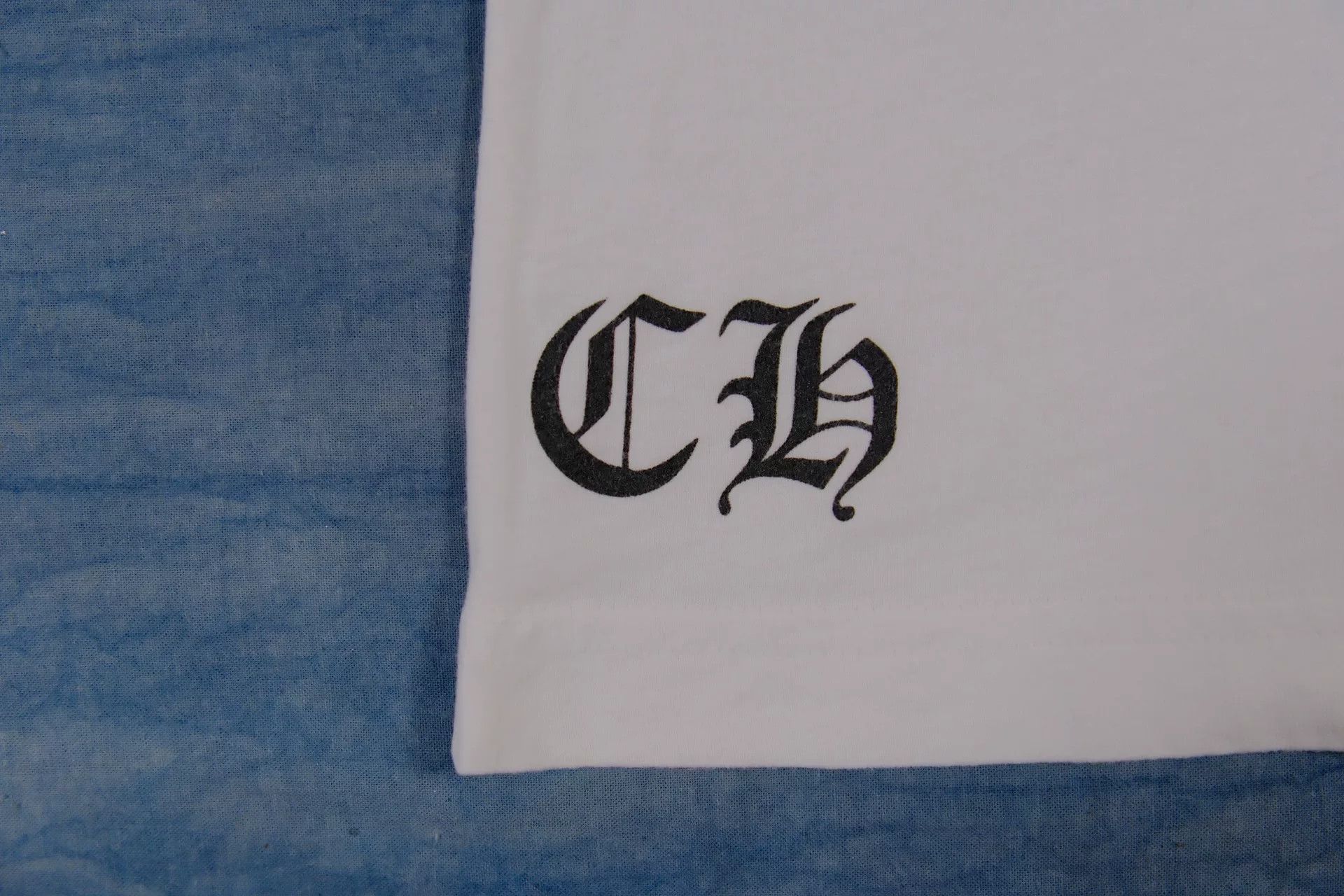 Chrome Hearts Chrome Hearts Horseshoe Logo Pocket T-Shirt S Size US S / EU 44-46 / 1 - 5 Thumbnail
